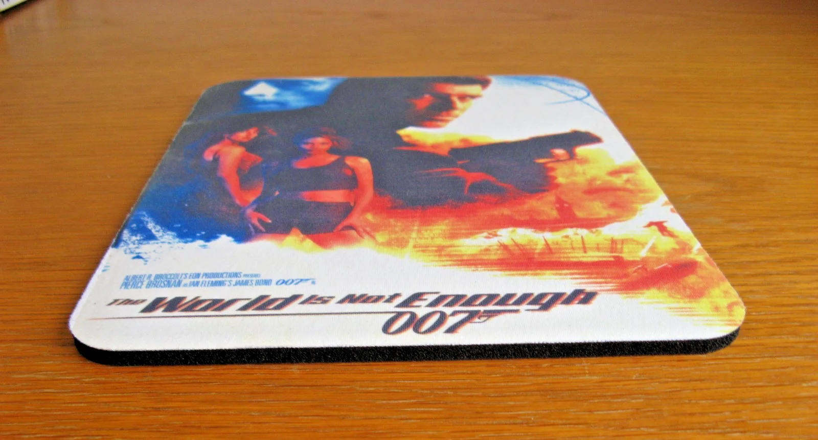 Rare James Bond 007 The World Is Not Enough Mouse Mat - 25 X 19 cm, изображение 2