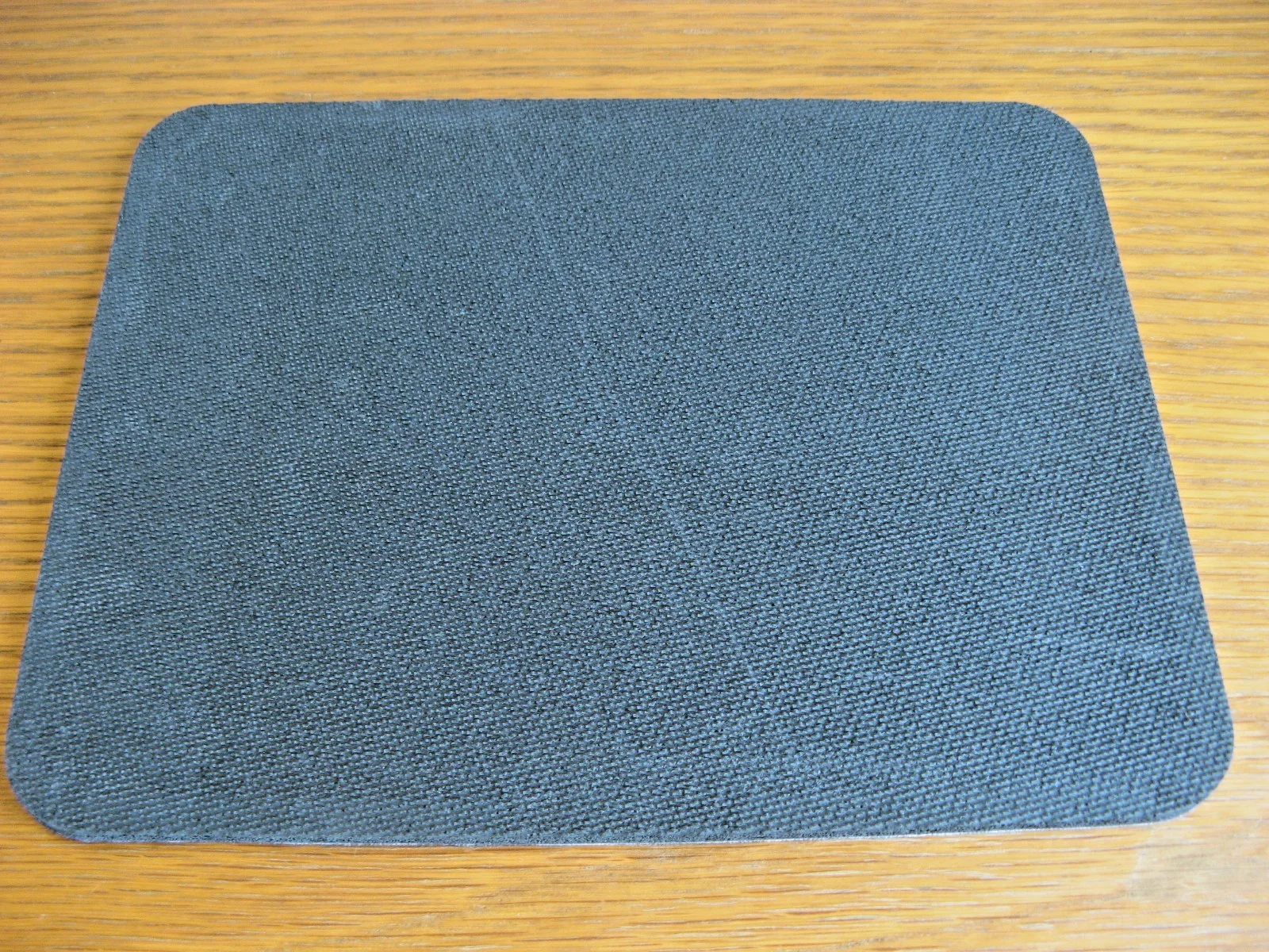 Rare James Bond 007 Commander Bond Mouse Mat - 25 X 19 cm, image 3