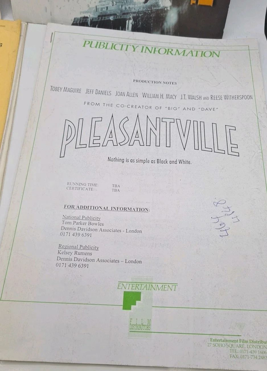 Movie Production Notes And Pictures Lot Private Parts Alice Austin Powers A67, изображение 2