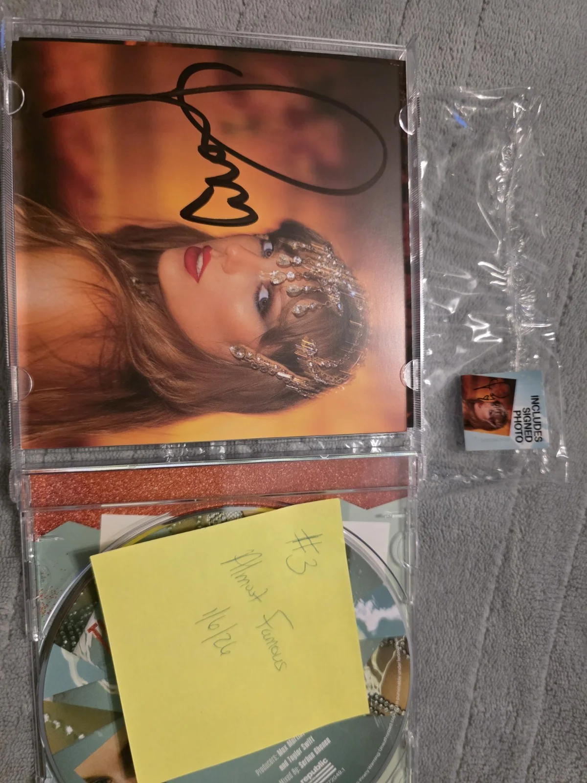 Taylor Swift Signed TLOAS Autographed CD - Variant #1, image 3