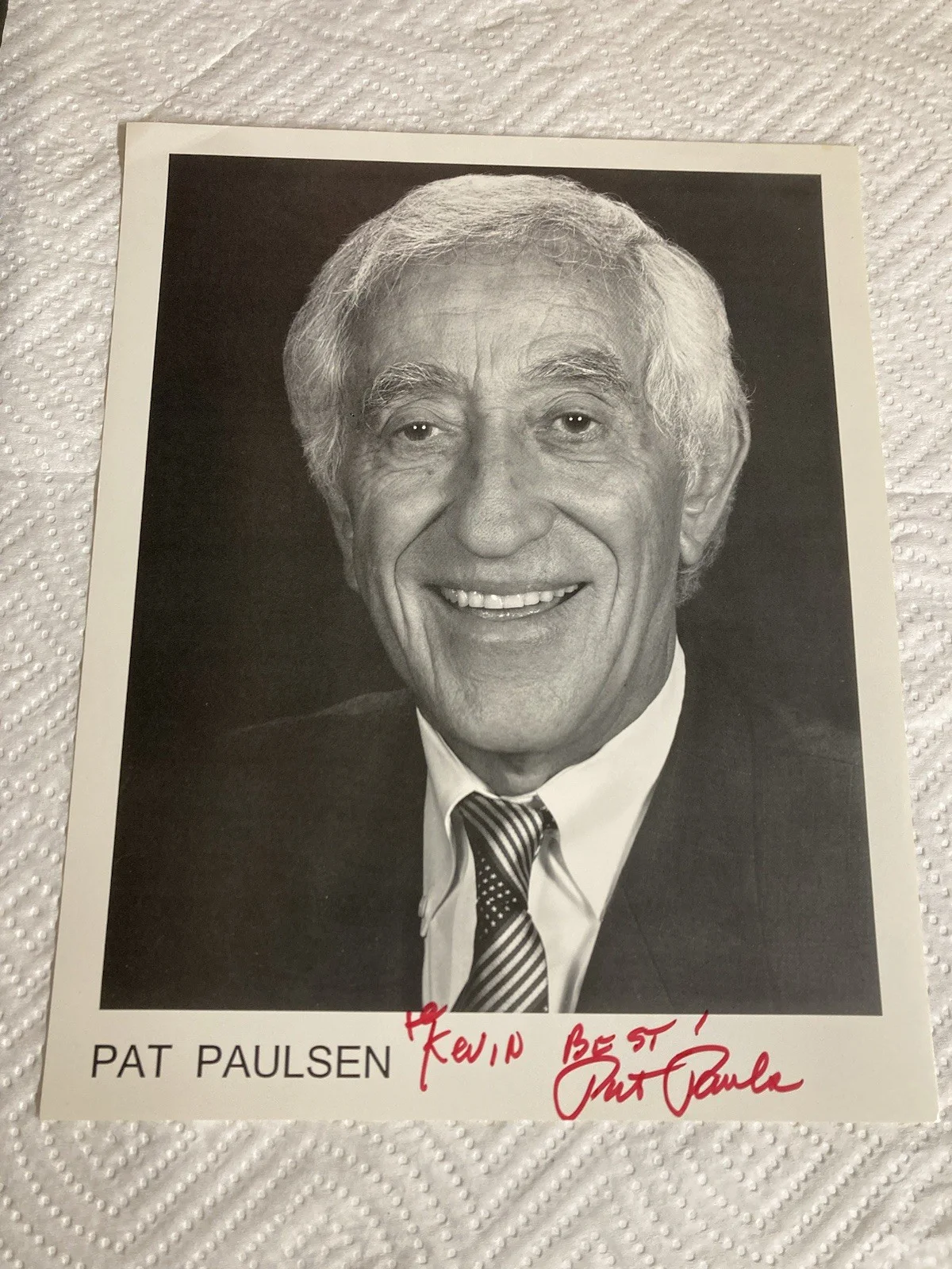 pat paulsen — Pat Paulsen Autographed Picture 8x10 Signed In Red