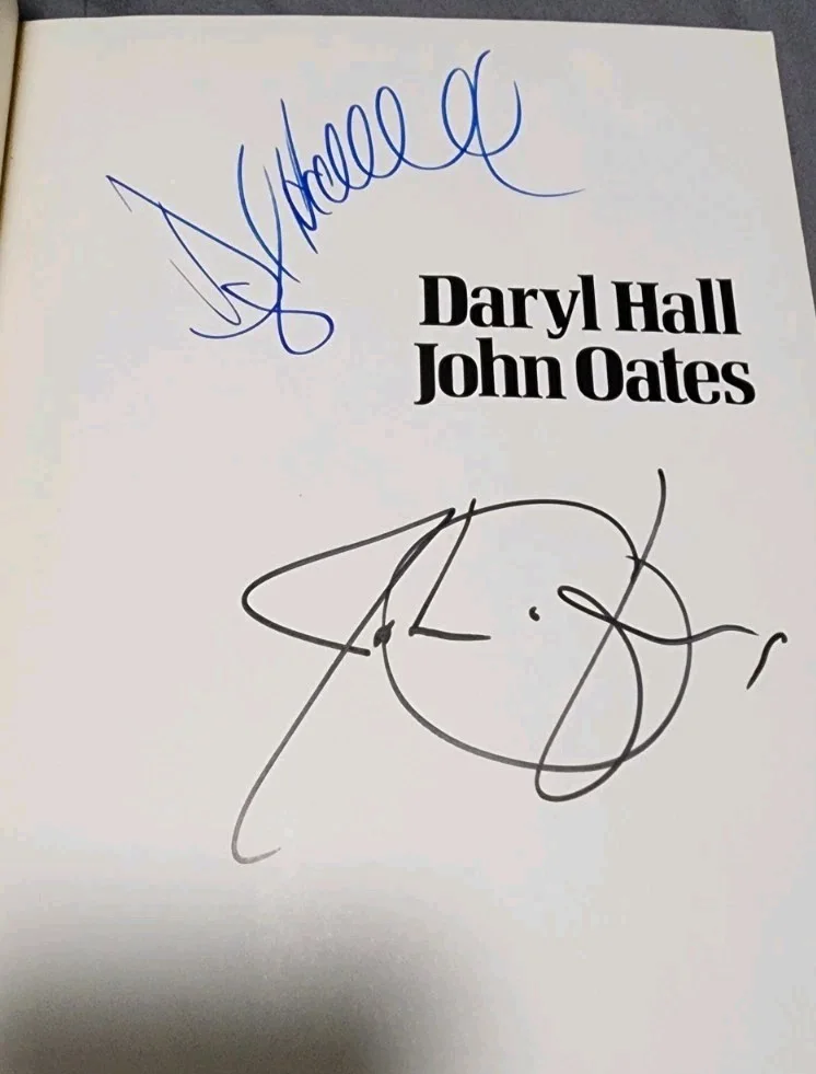 Daryl Hall & John Oates SIGNED Dangerous Dances Book 1984 First Edition VG, image 2