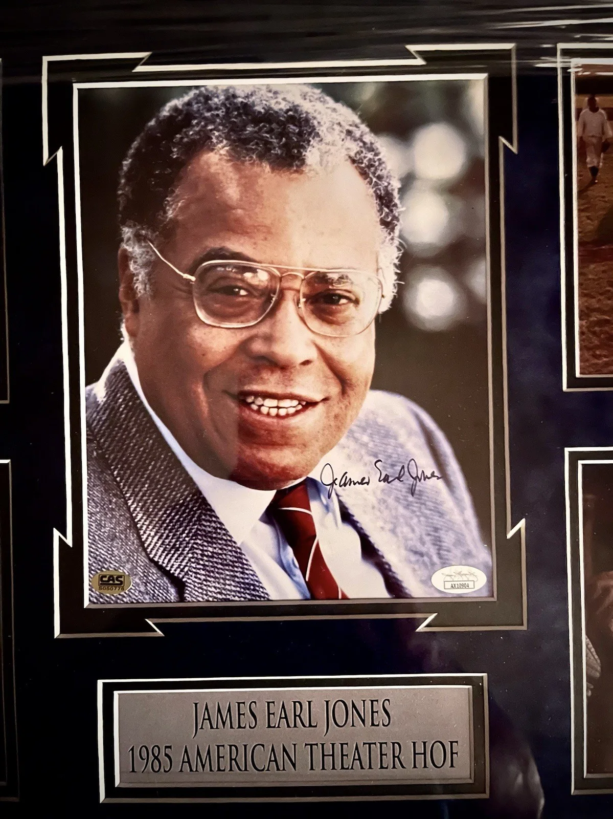 James Earl Jones — JAMES EARL JONES Display Signed 8x10 Photo JSA Star Wars Framed ￼, изображение 2
