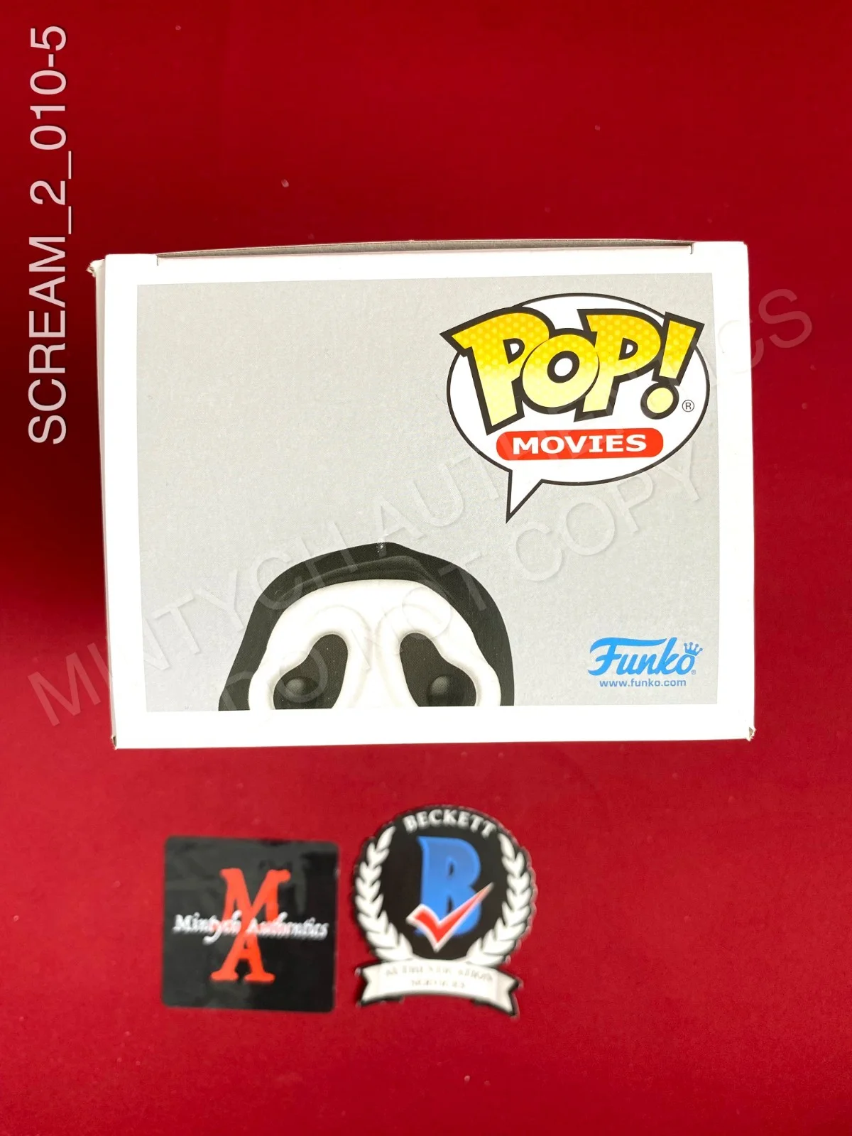 Timothy Olyphant, Laurie Metcalf — Timothy Olyphant Laurie Metcalf dual signed Ghostface Funko Pop#1607 Scream 2, изображение 5