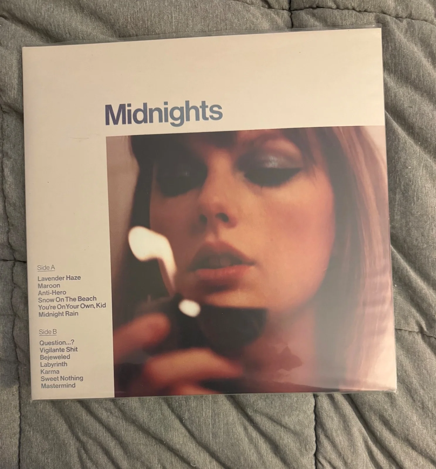 Taylor Swift - Midnights Moonstone Blue Signed Vinyl (Previously Opened), изображение 2