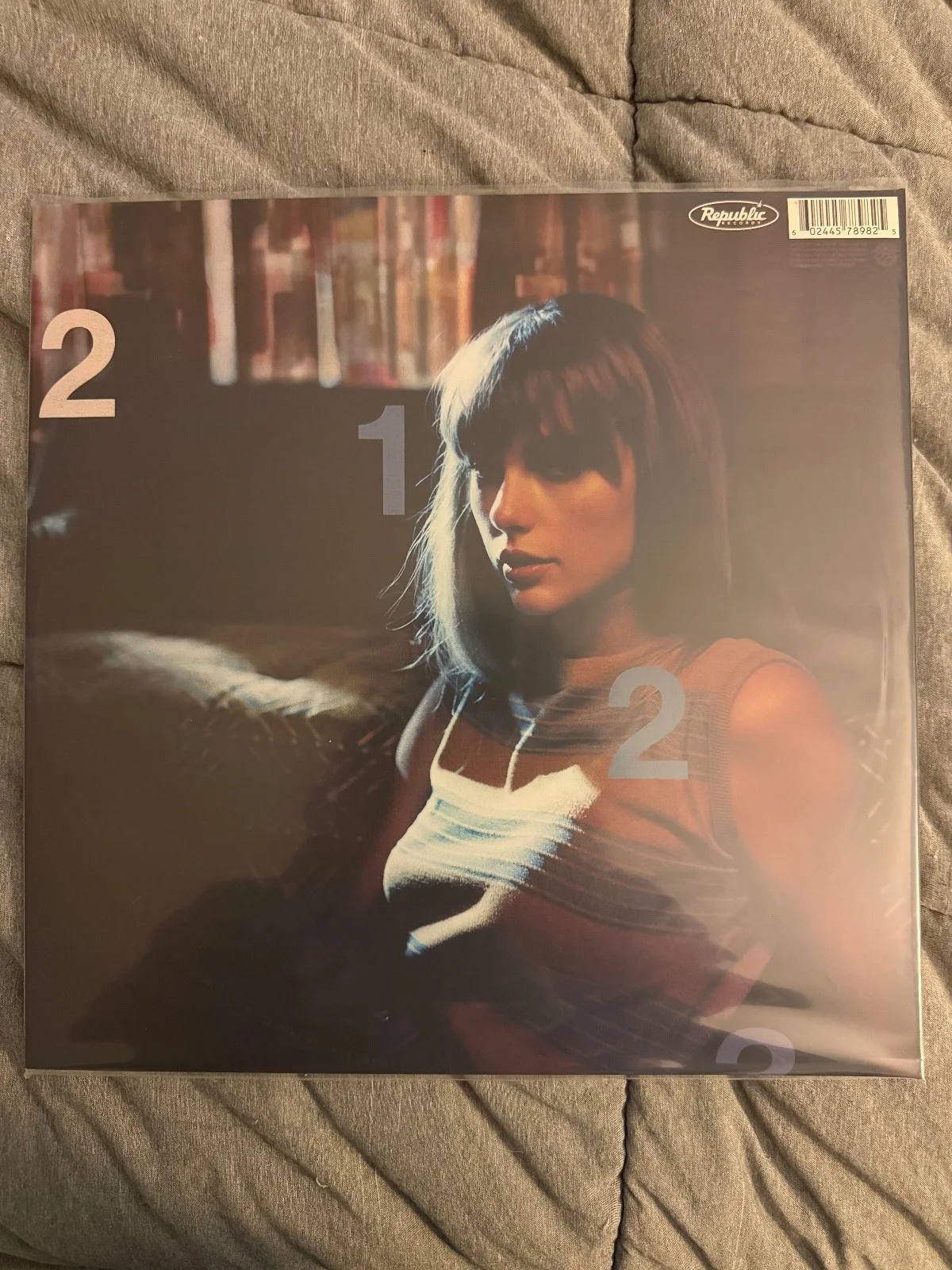 Taylor Swift - Midnights Moonstone Blue Signed Vinyl (Previously Opened), изображение 3