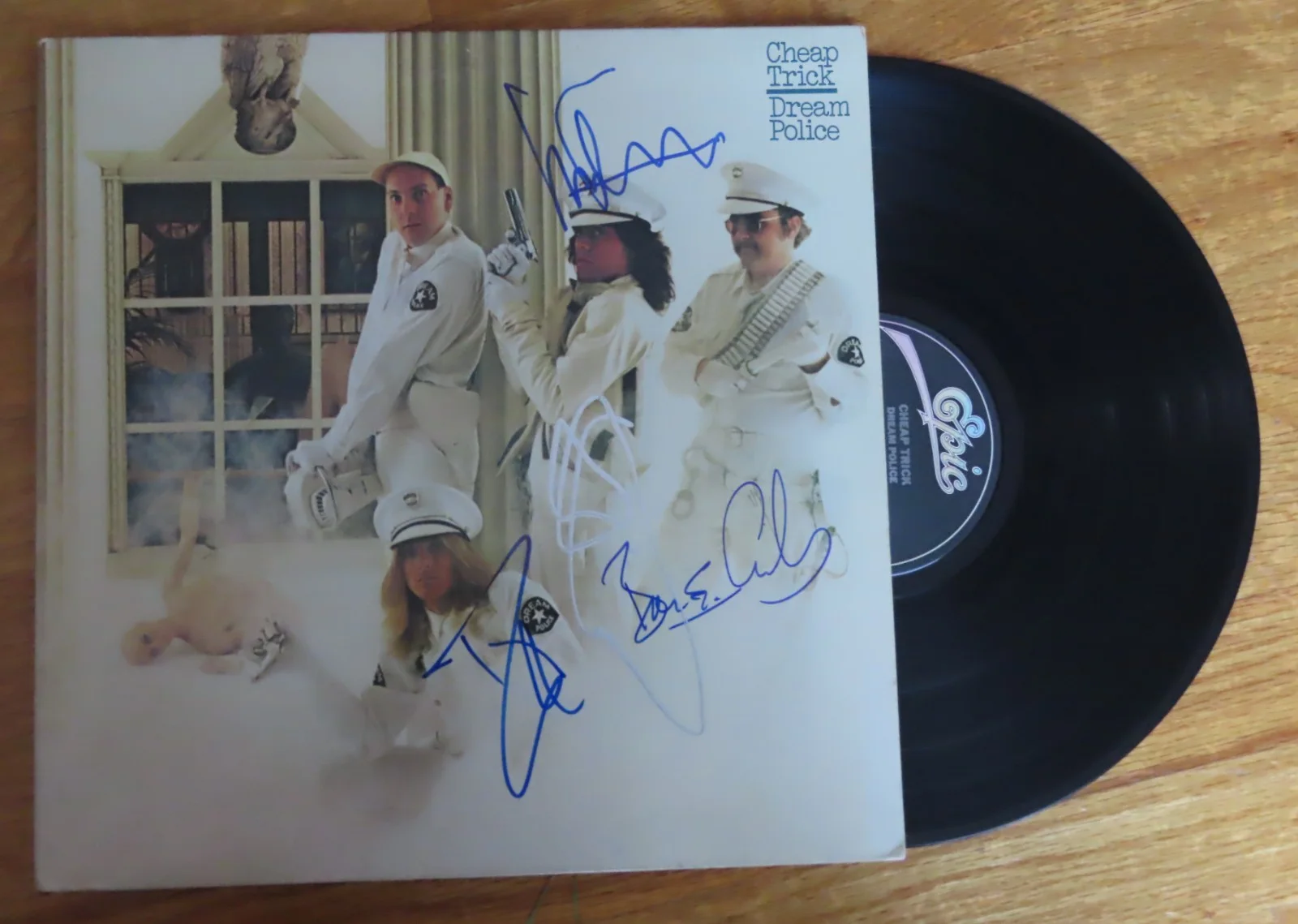 CHEAP TRICK signed DREAM POLICE Record JSA RICK NIELSEN ZANDER CARLOS PETERSON, изображение 3