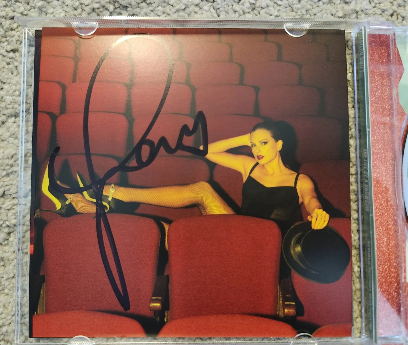 Taylor Swift Signed #4 Life Of A Showgirl CD, image 2