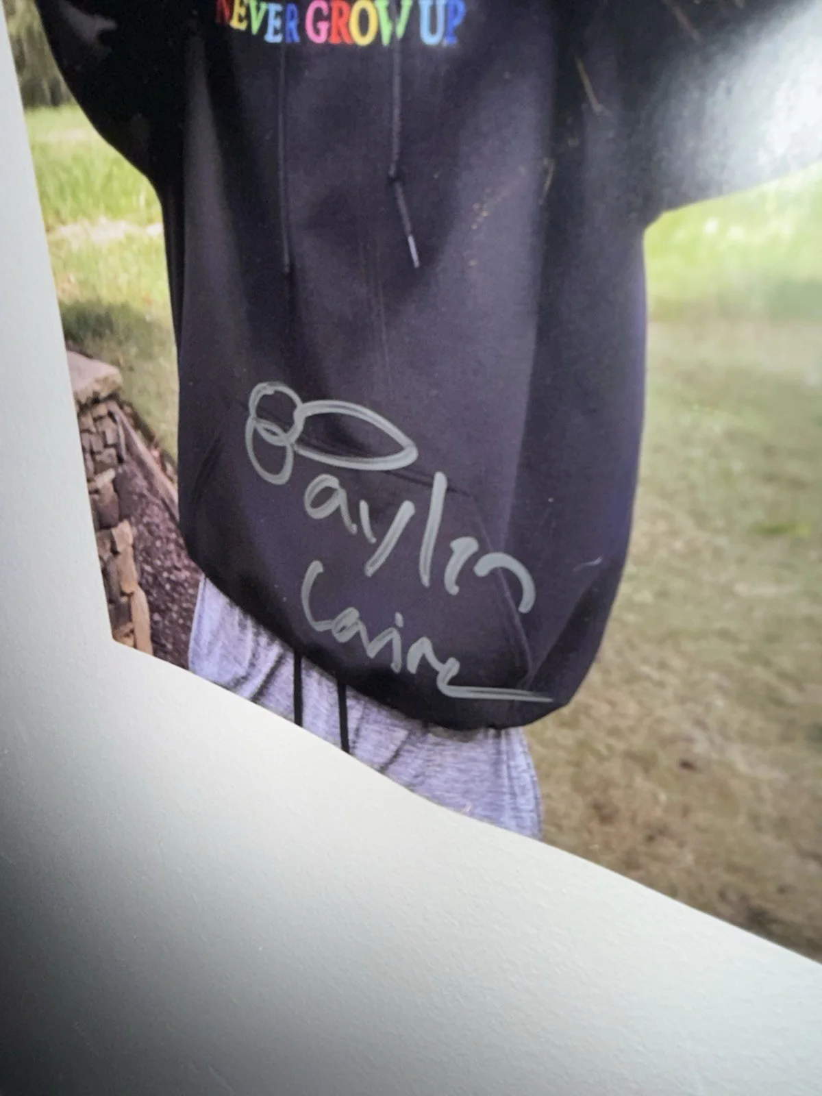 Baylen Levine — Baylen Levine Signed Autograph 8x10 Photo, image 2