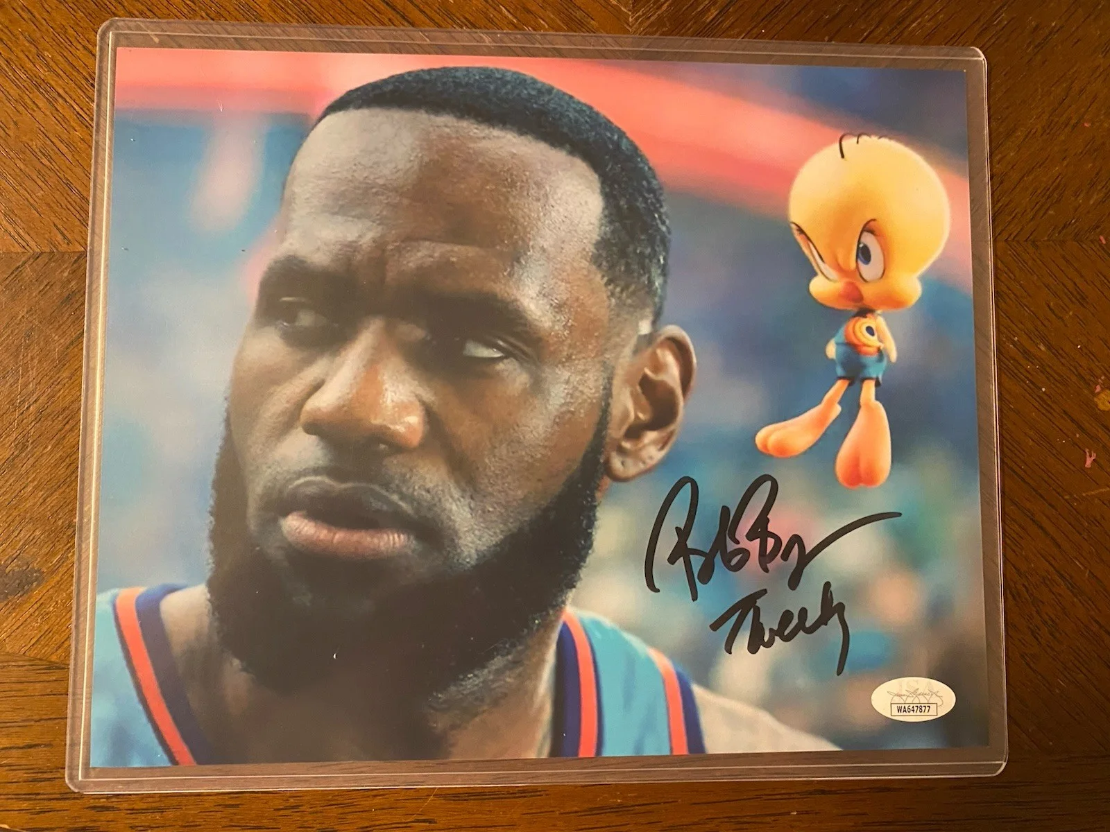Bob Bergen — Bob Bergen Signed Tweety Bird Space Jam 8x10 (JSA Authentication) Quick Shipping