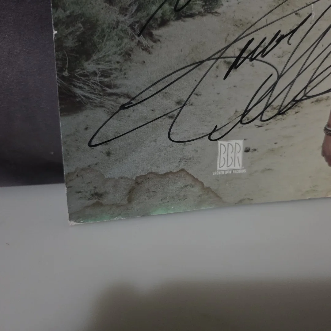 Early Jason Aldean Hand Signed Autographed 8.5x11 Color Promo Photo *Damaged*, изображение 3