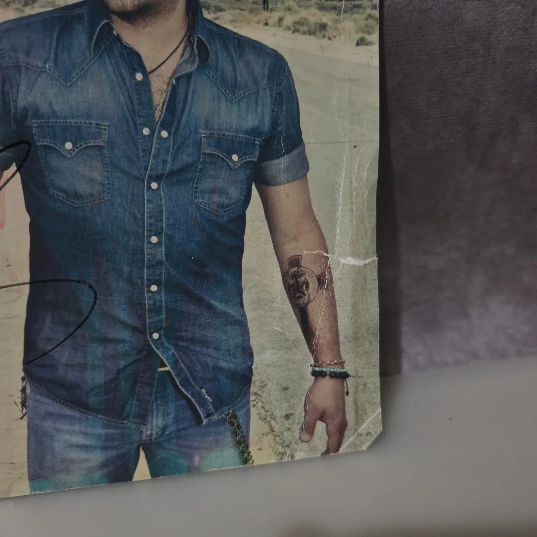 Early Jason Aldean Hand Signed Autographed 8.5x11 Color Promo Photo *Damaged*, изображение 4