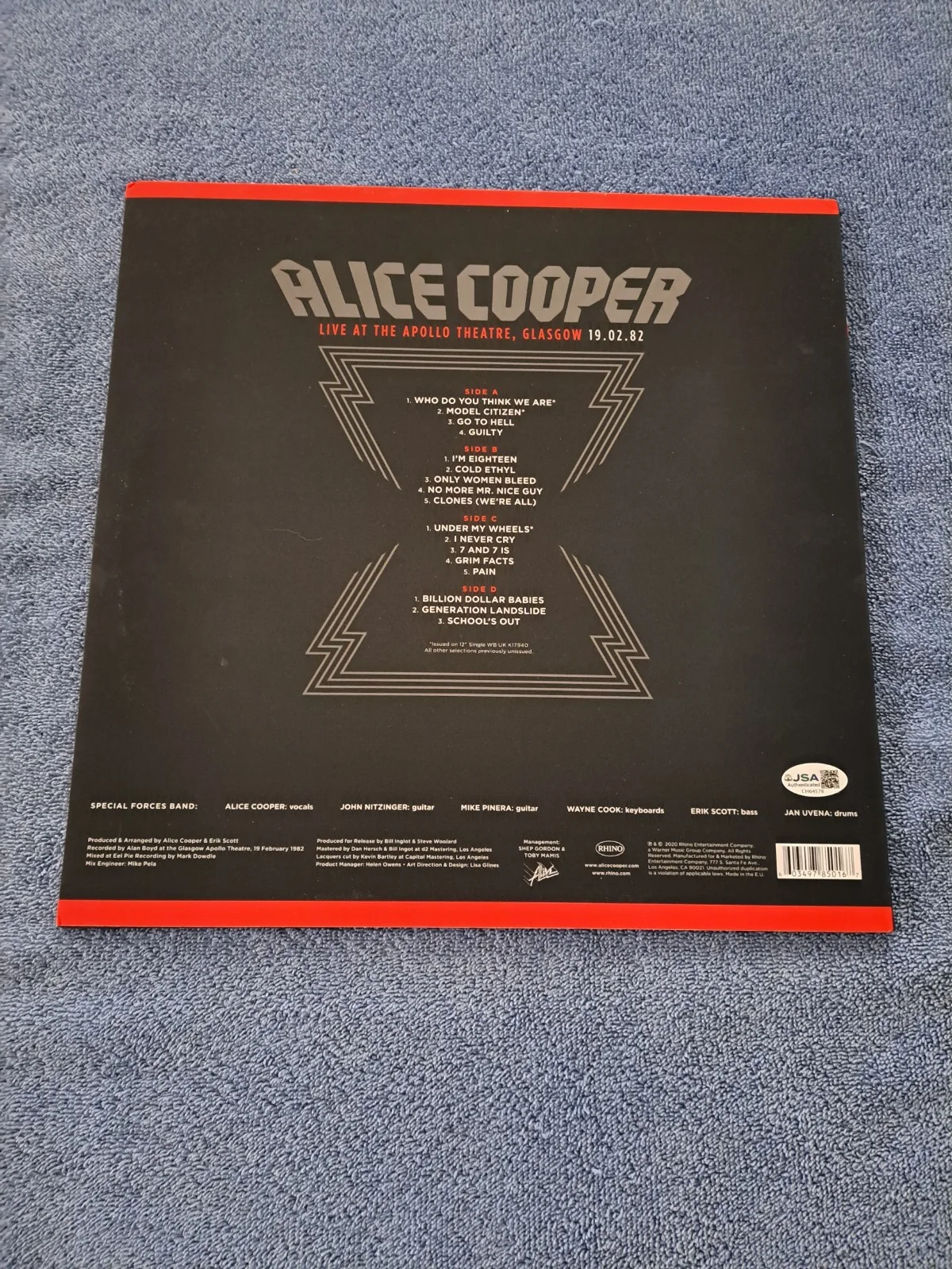 ALICE COOPER SIGNED SPECIAL FORCES LIVE AT THE APOLLO THEATRE GLASGOW VINYL JSA, image 2