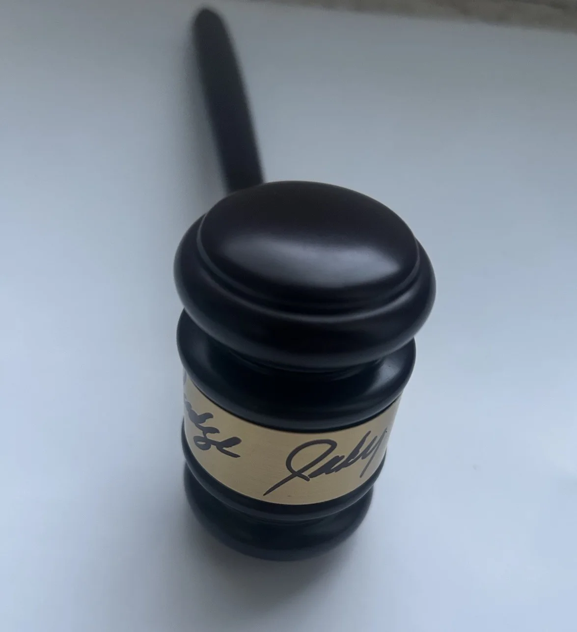 Judge Judy Sheindlin Signed Autographed Courtroom Gavel PSA/DNA, изображение 4