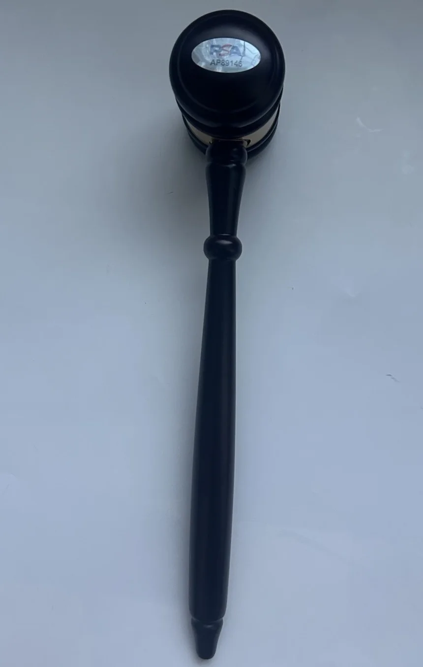 Judge Judy Sheindlin Signed Autographed Courtroom Gavel PSA/DNA, изображение 5