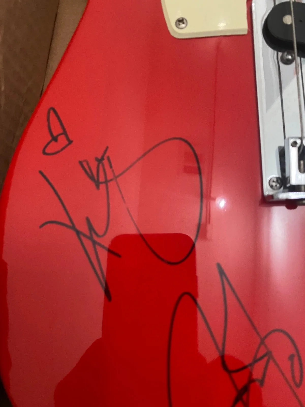 Autographed Jonas Brother's Glen Burton Electric Guitar, изображение 4