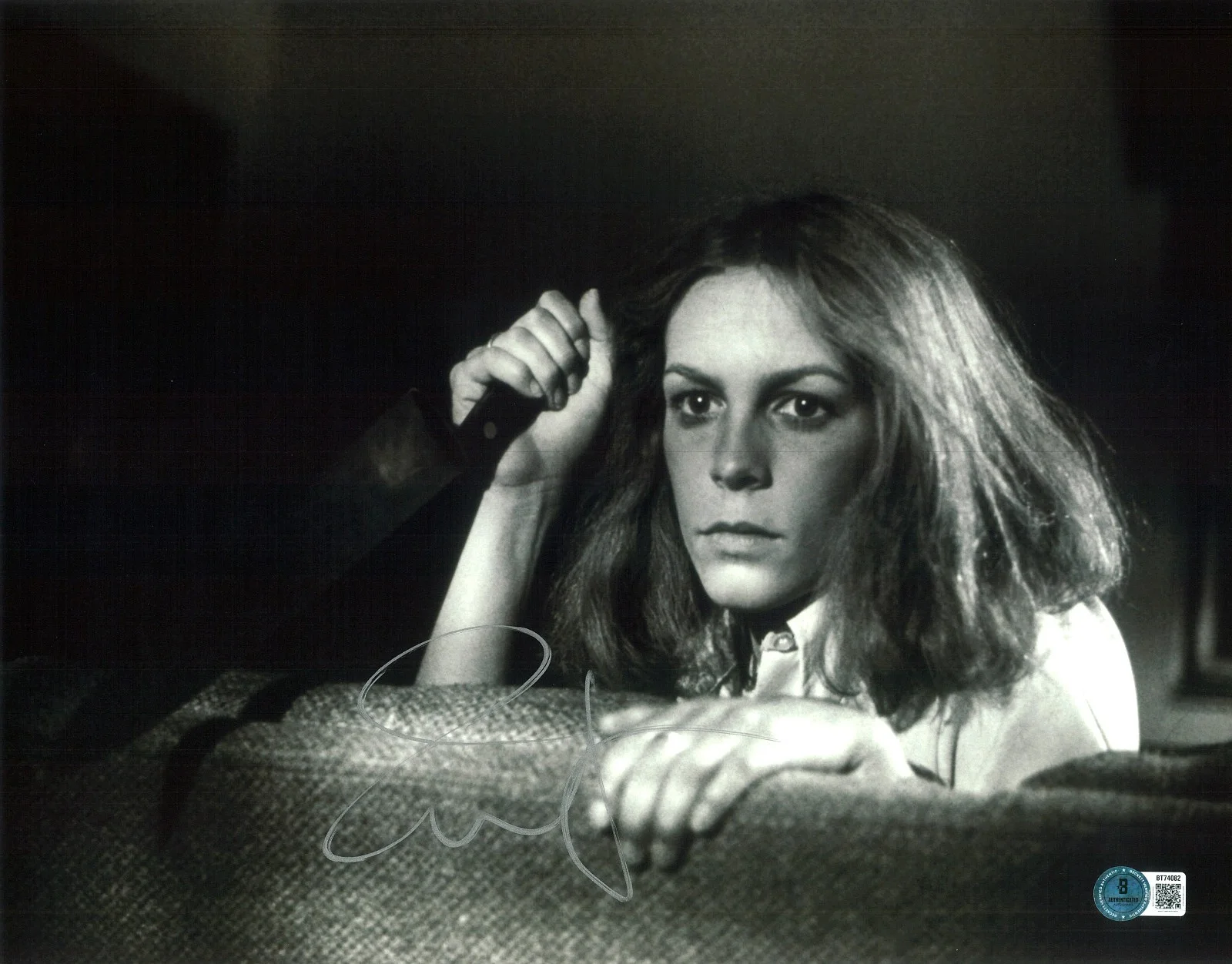 JAMIE LEE CURTIS — JAMIE LEE CURTIS SIGNED AUTOGRAPHED HALLOWEEN 11X14 PHOTO BECKETT BAS Laurie