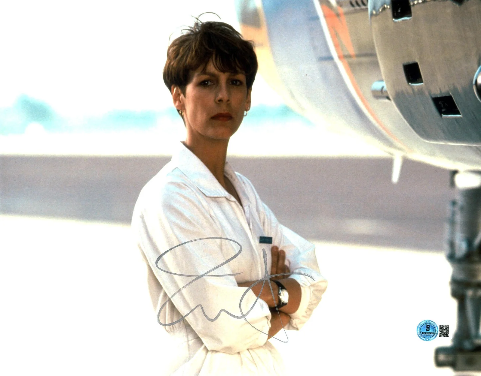 JAMIE LEE CURTIS — JAMIE LEE CURTIS SIGNED AUTOGRAPH TRUE LIES 11X14 PHOTO BAS BECKETT