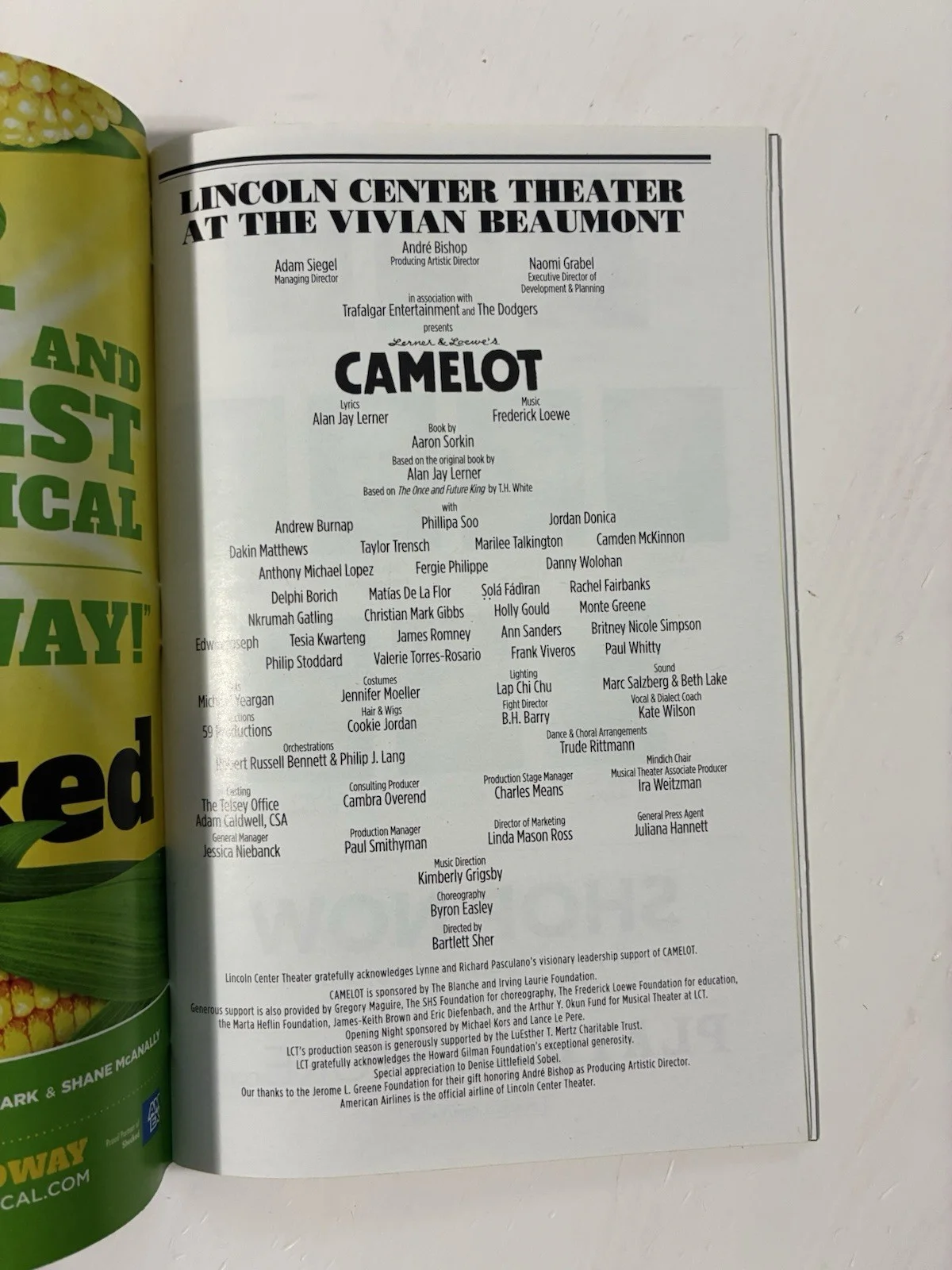 Camelot Cast Signed Playbill Dakin Matthews and More July 2023, изображение 5