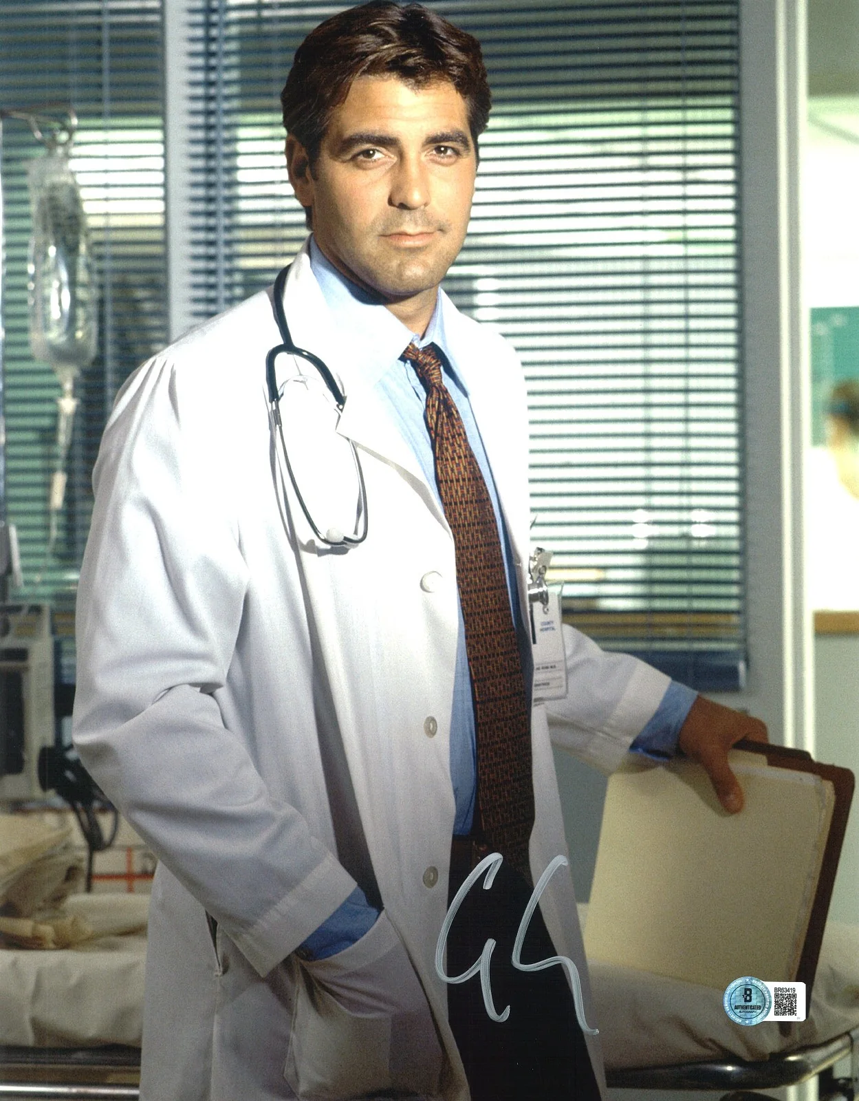 GEORGE CLOONEY — George Clooney Signed Autograph ER 11x14 Photo Beckett BAS