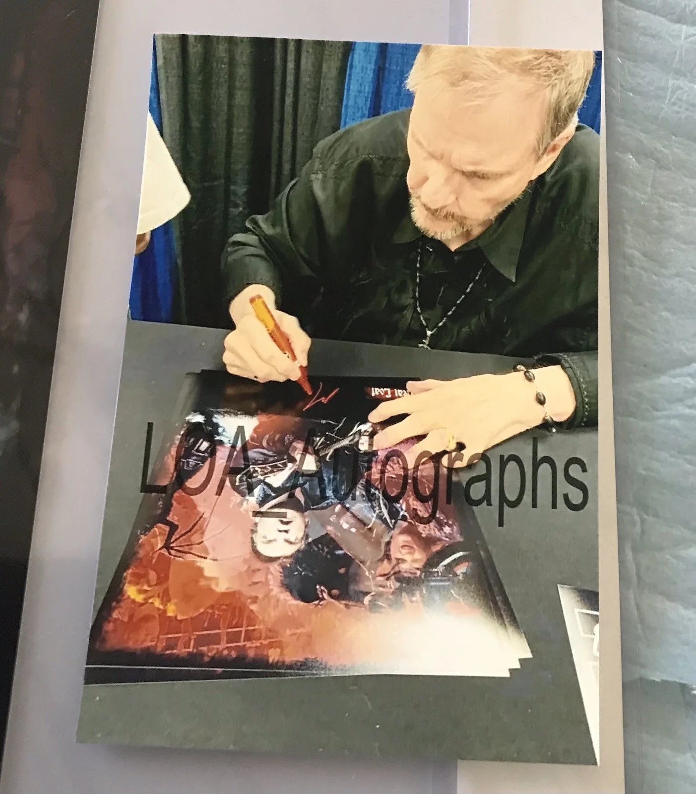Meat Loaf — MEAT LOAF SIGNED AUTOGRAPH 11X14 PHOTO SIGNED IN RED JSA, image 3