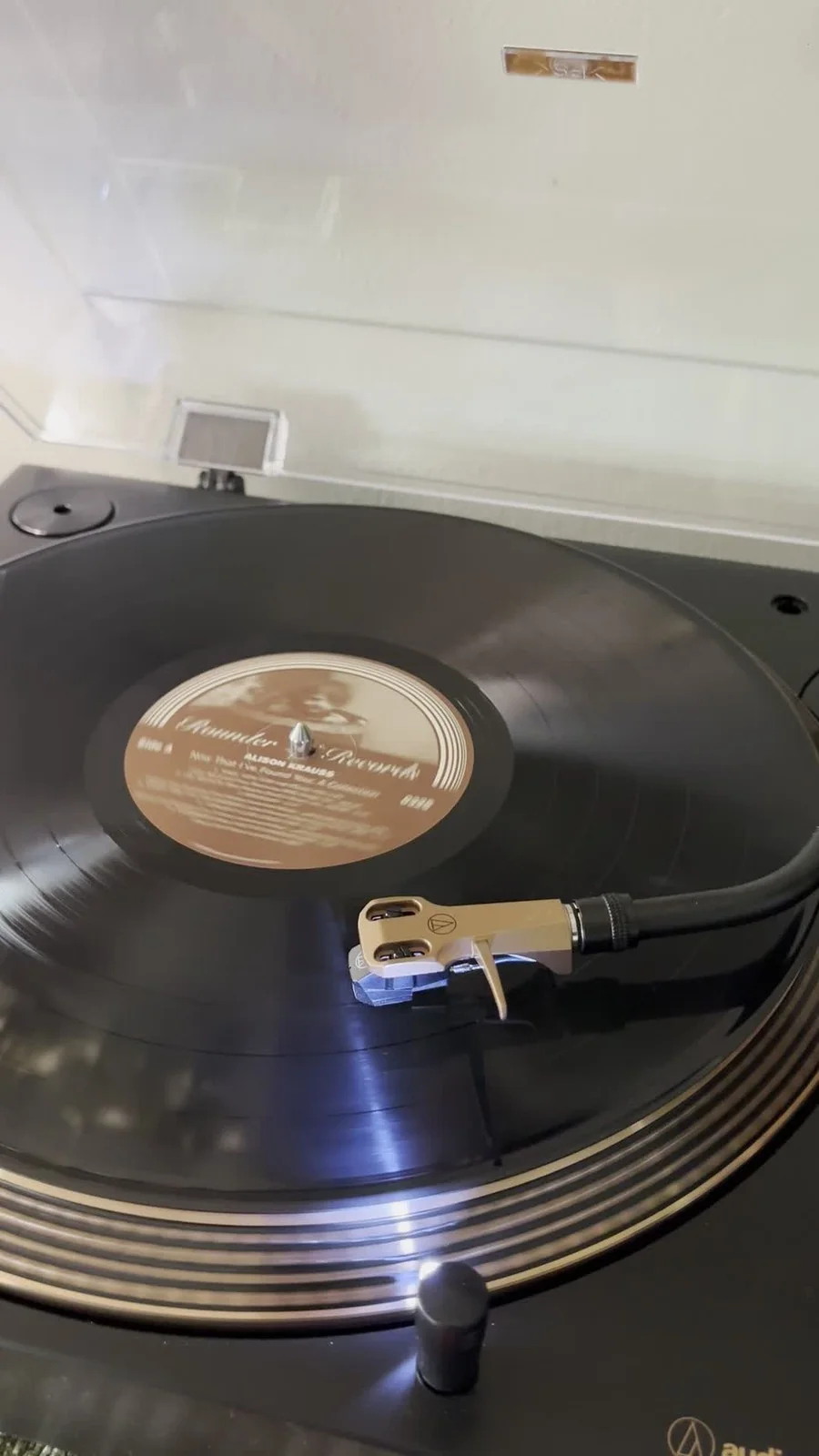 Alison Krauss Signed Inscribed LP Now That I've Found You w/ insert Water Damage, изображение 2