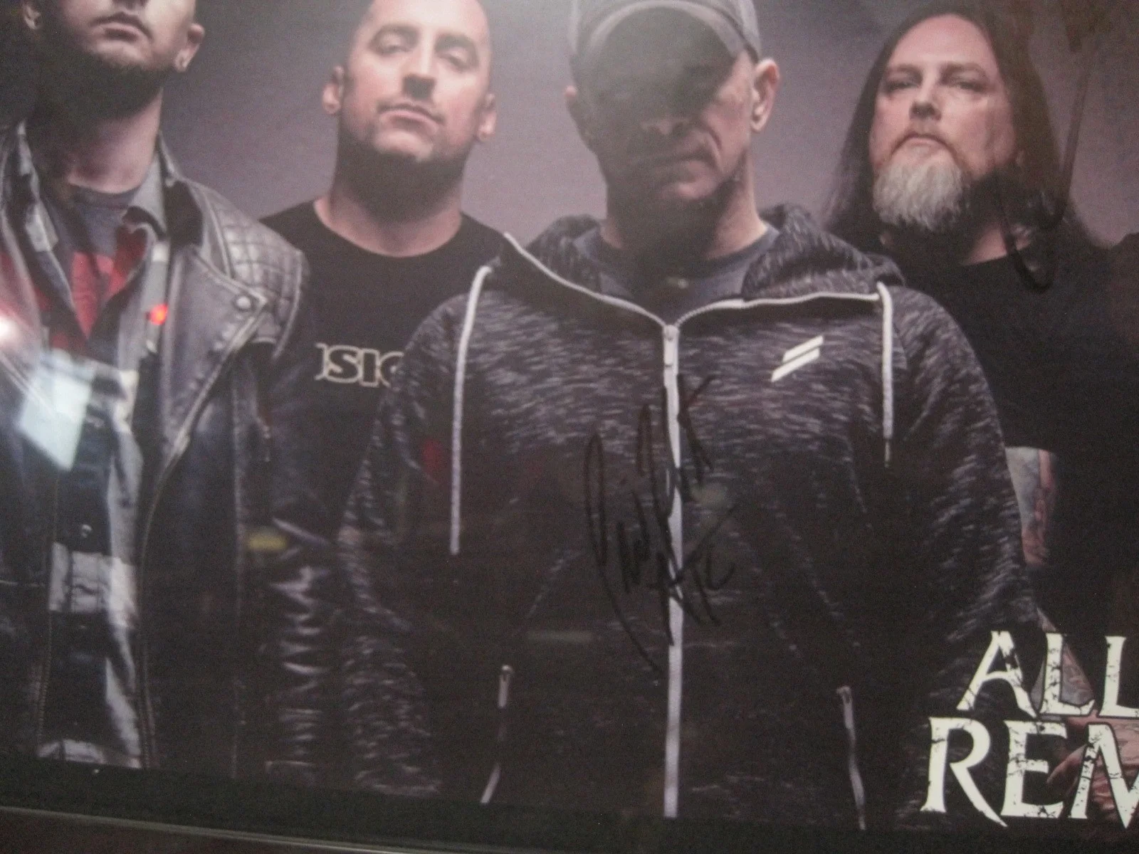 All That Remains Full Band SIGNED FRAMED Poster, VIP M&G Pass & 2019 Ticket Stub, изображение 3