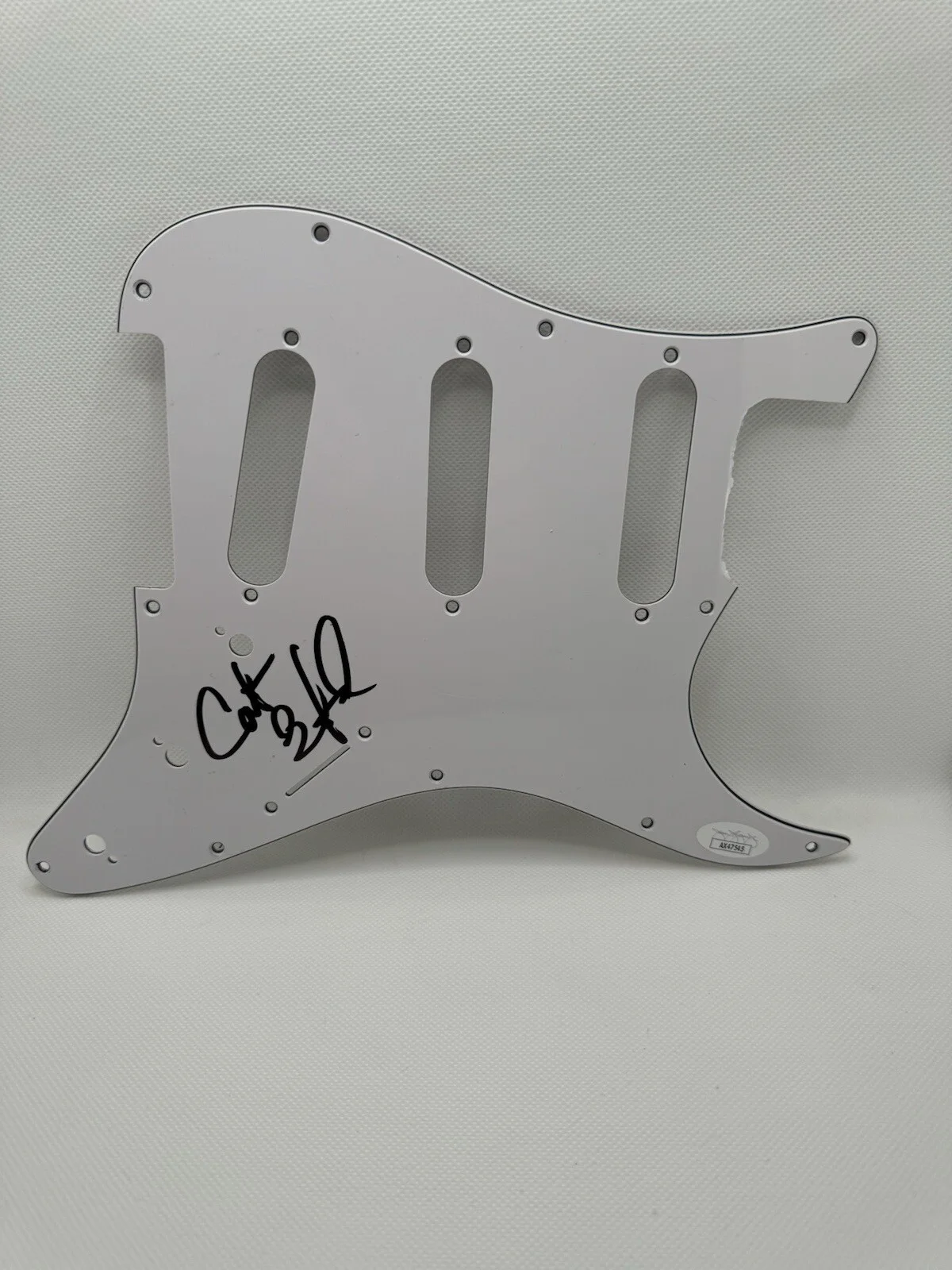 Carter Beauford — CARTER BEAUFORD SIGNED AUTOGRAPHED FENDER GUITAR PICKGUARD JSA DAVE MATTHEWS