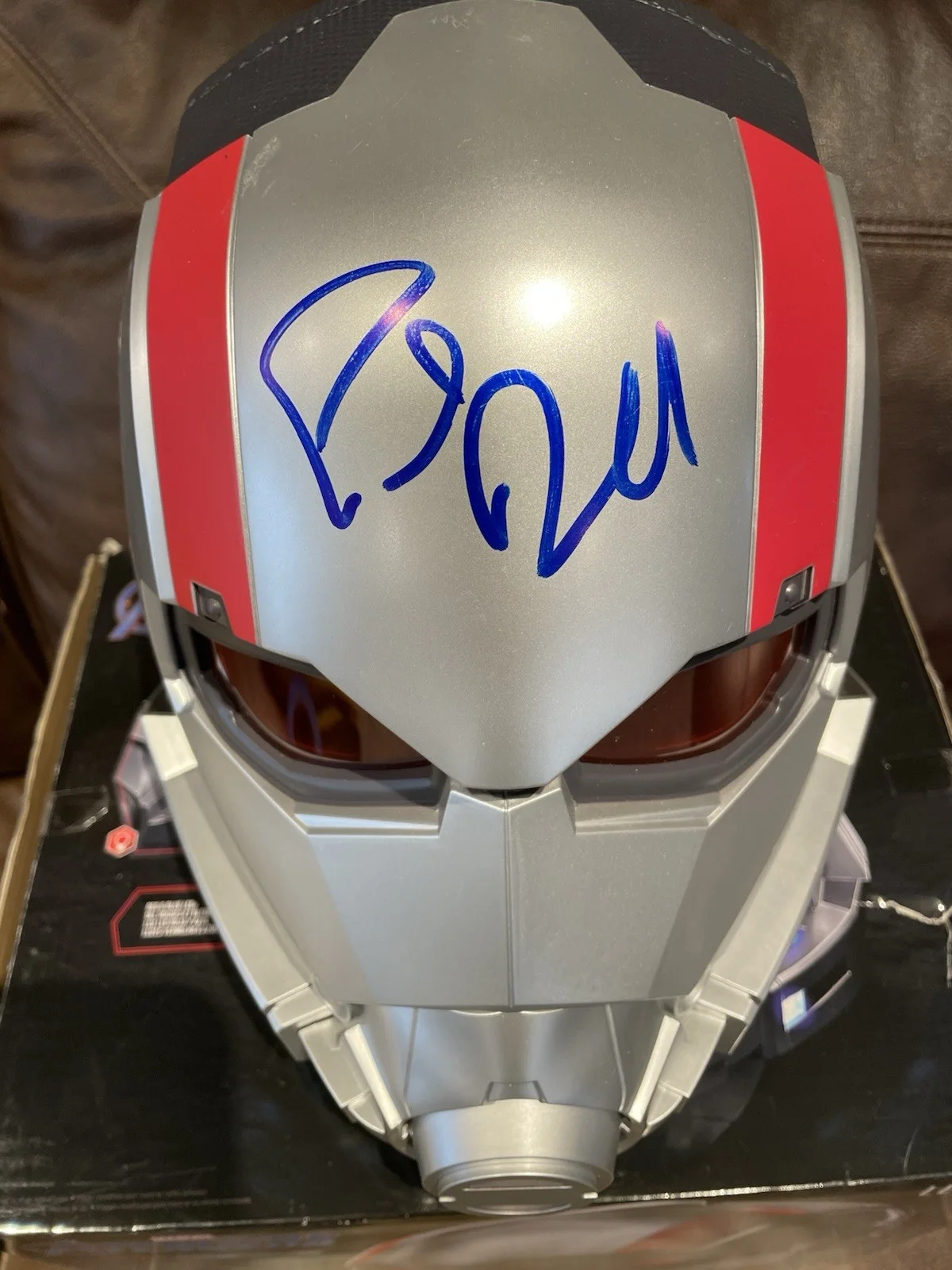 PAUL RUDD SIGNED ANTMAN HELMET MARVEL LEGENDS SCOTT LANG AUTO BECKETT BAS COA, image 2
