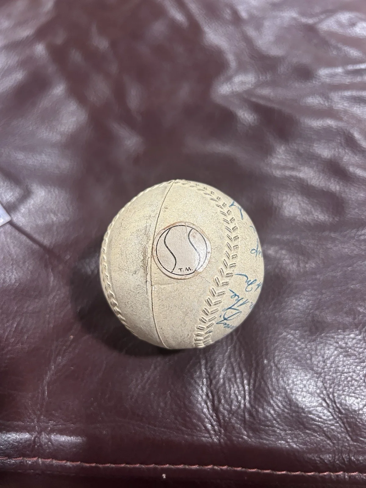 Jean Loach — Rare Jean Loach signed Rubber Detroit Tigers Baseball Actress Model Singer 1960s, изображение 4