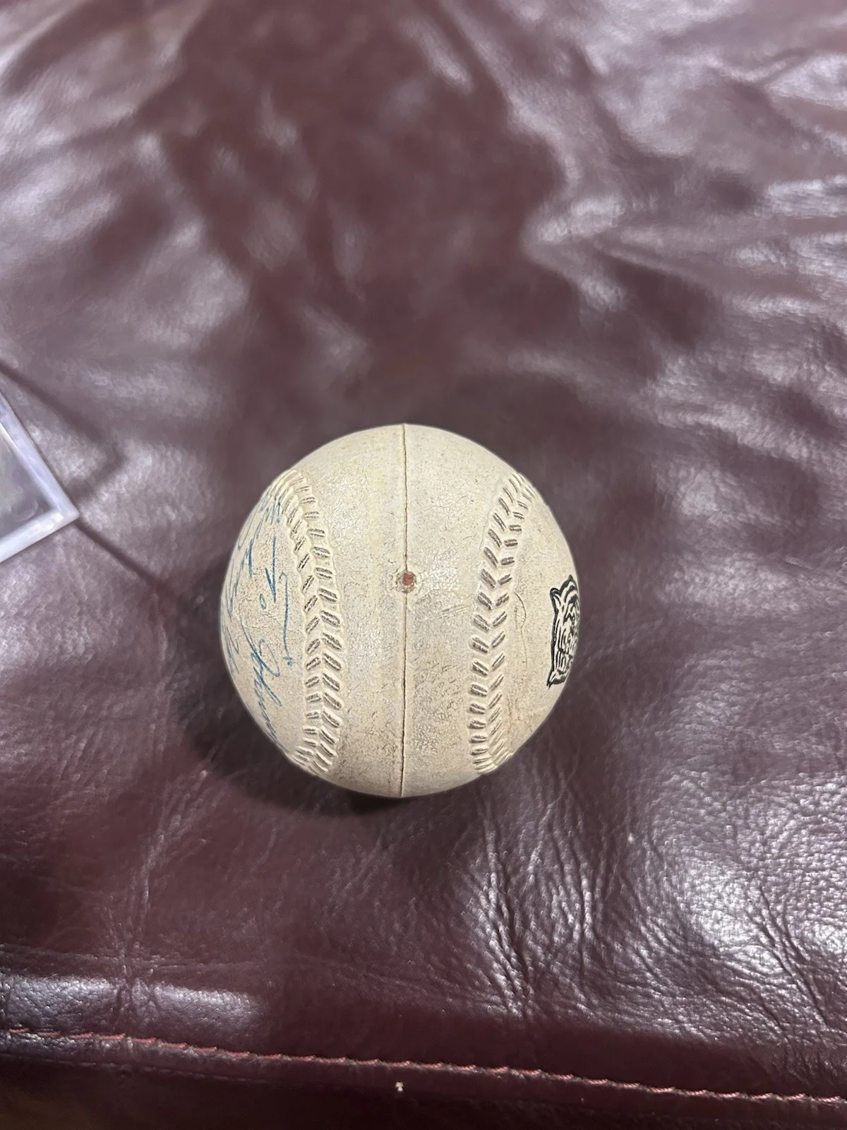 Jean Loach — Rare Jean Loach signed Rubber Detroit Tigers Baseball Actress Model Singer 1960s, изображение 5