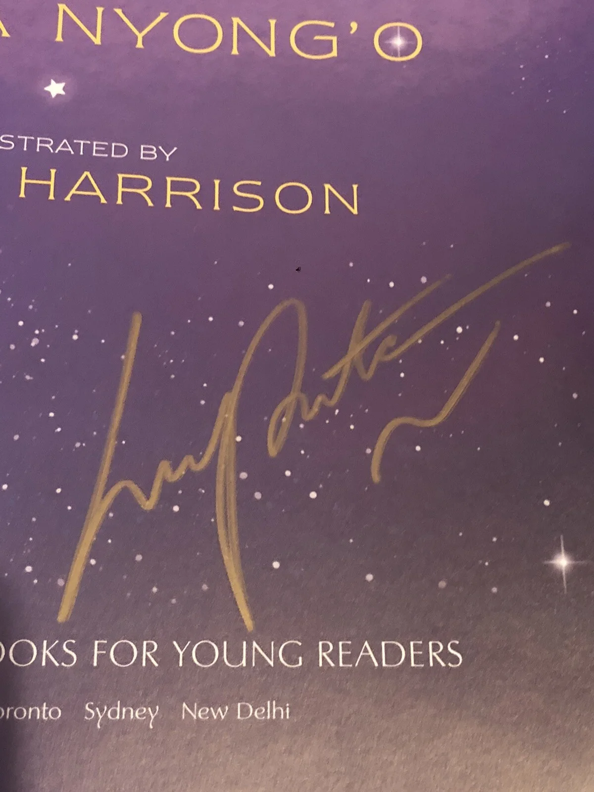 Lupita Nyong'o — Lupita Nyong'o SIGNED Sulwe hardcover children book autographed 1st Print Nyongo, изображение 2