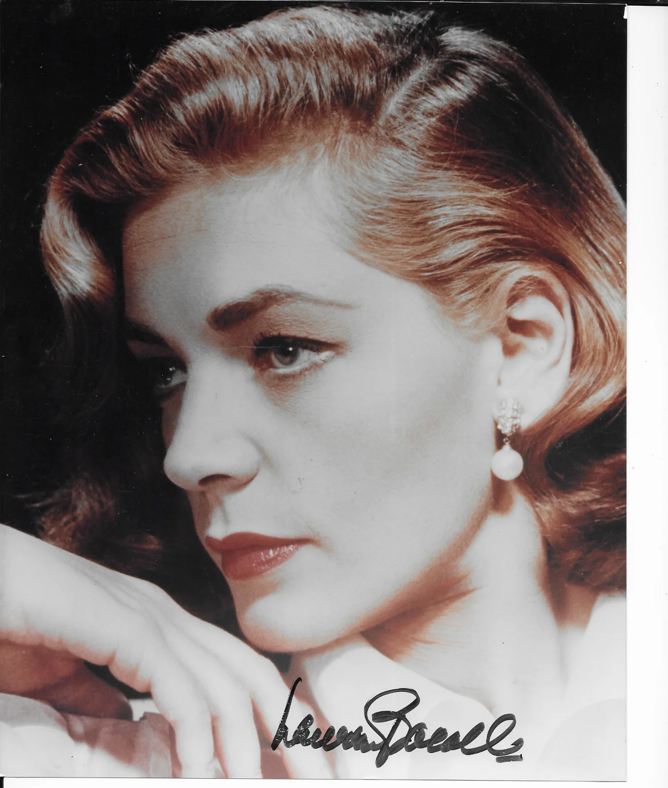 Lauren Bacall — Lauren Bacall signed 8" x 10" autographed photograph