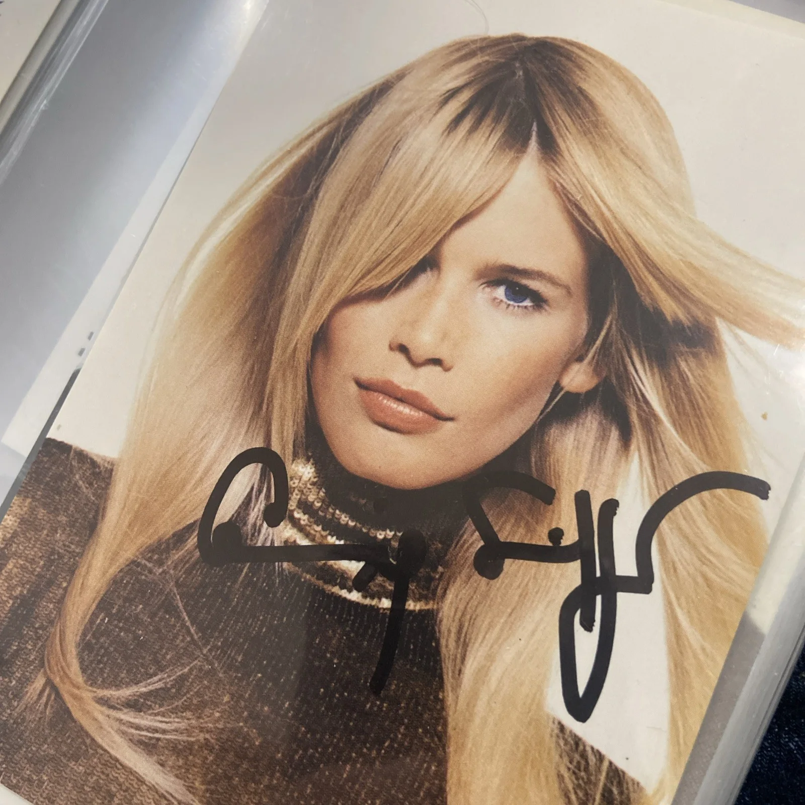 Claudia Schiffer — CLAUDIA SCHIFFER Signed Autographed 5x7 Photo Supermodel- Zoolander, image 2
