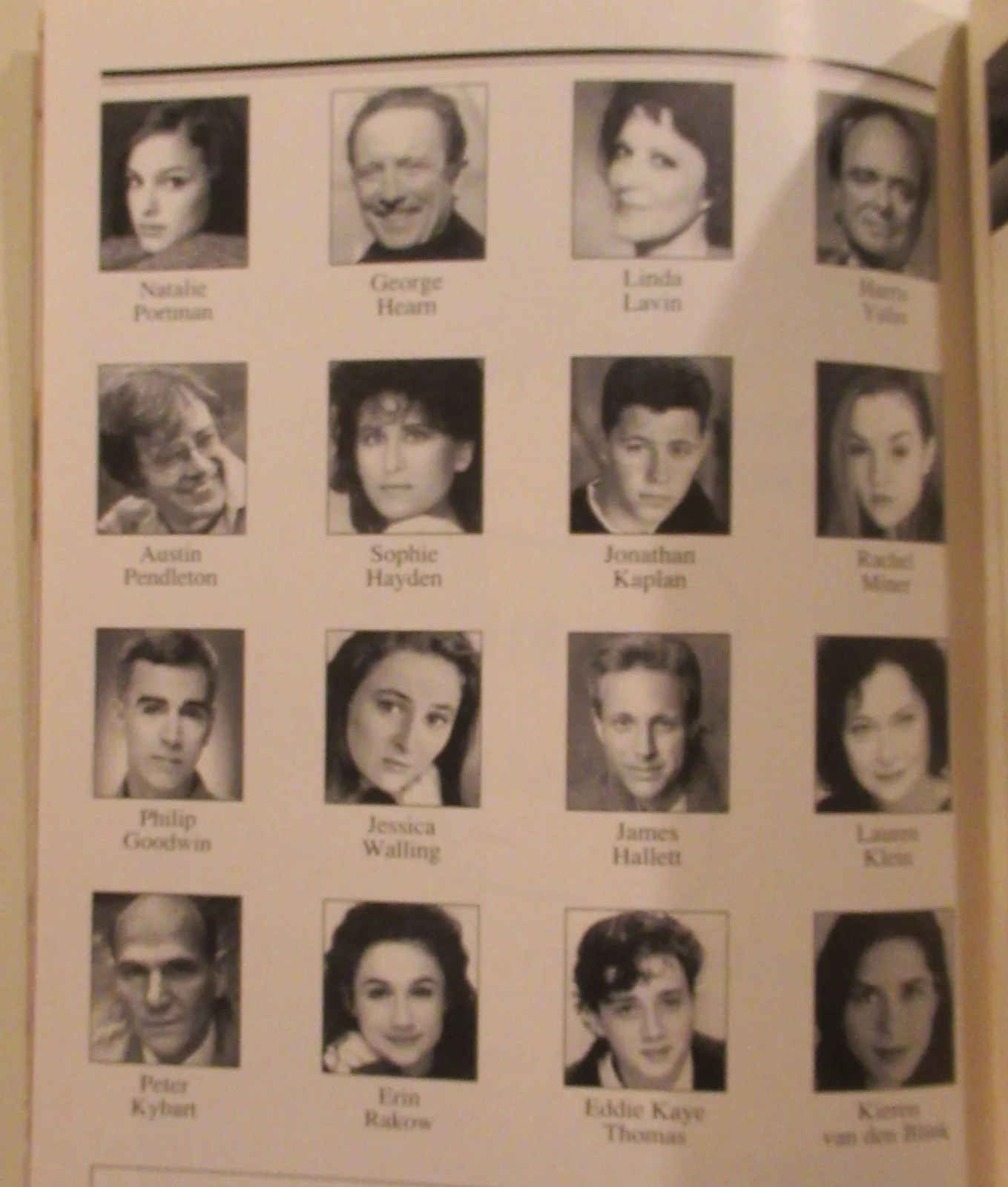 NATALIE PORTMAN, JONATHAN KAPLAN — NATALIE PORTMAN SIGNED IN PERSON PLAYBILL DIARY OF ANNE FRANK WITH ONE OTHER, изображение 5