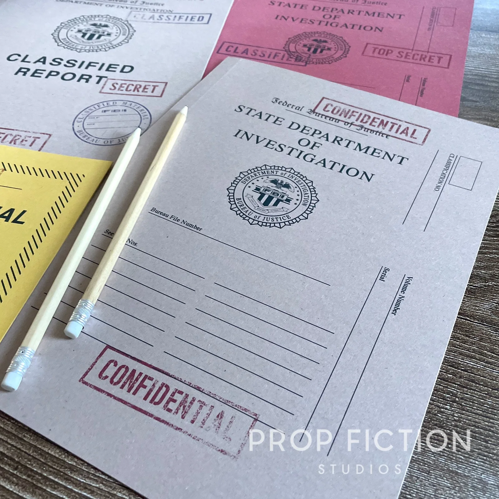 Movie Prop Secret Agent Investigation Files / 4 x Vintage Cosplay Folder Set, изображение 3