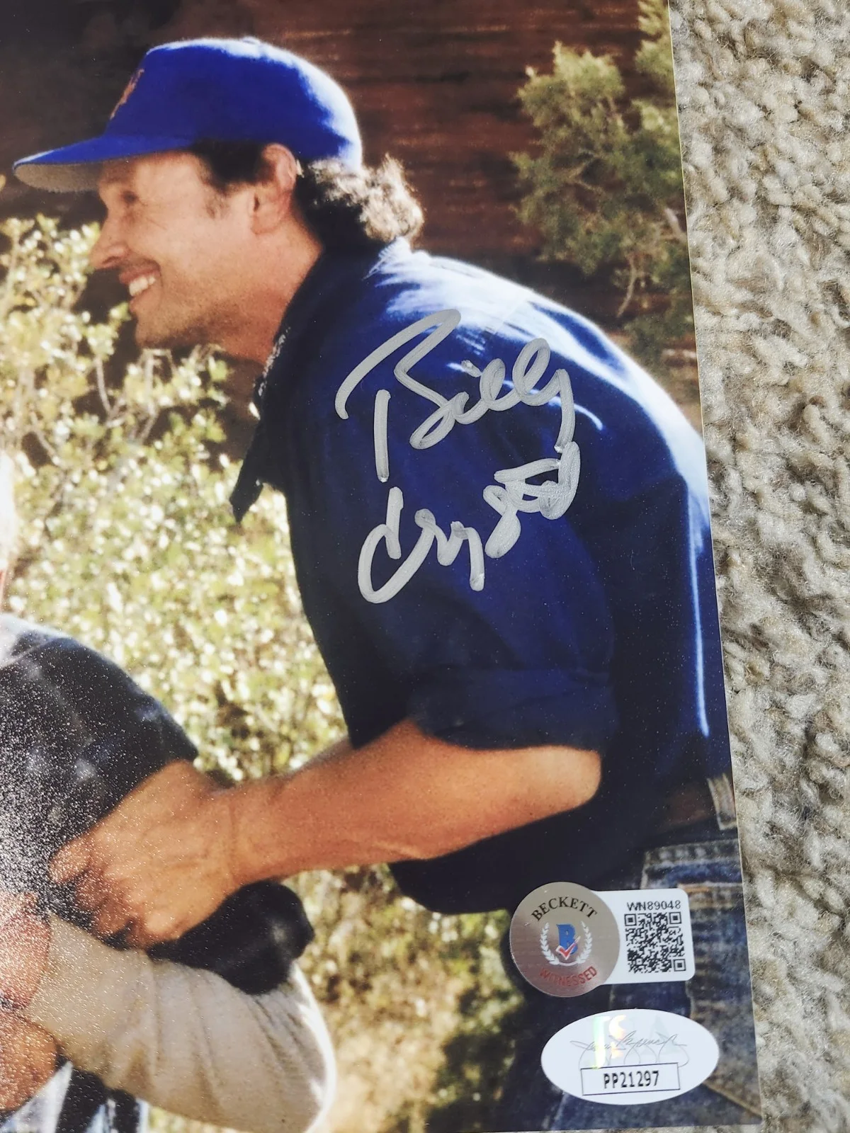 Billy Crystal — Billy Crystal Jon Lovitz Signed Auto City Slickers 8x10 Photo Beckett JSA COA, изображение 3