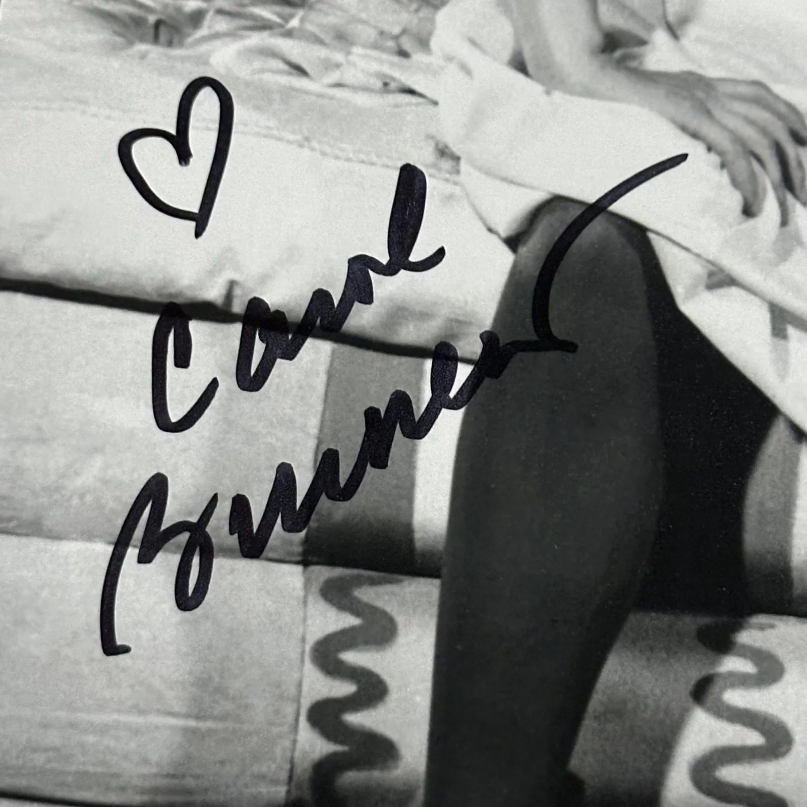 Carol Burnett — Carol Burnett Signed 8x10 Photo Comedy Actress Autograph The Carol Burnett Show, изображение 2