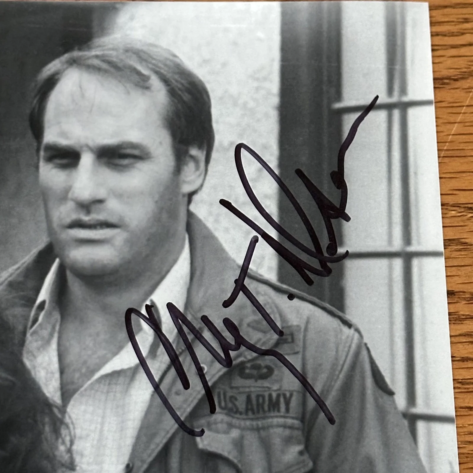 Craig T. Nelson — Craig T. Nelson Signed 8x10 Photo Poltergeist, The Incredibles, Coach Autograph, image 2