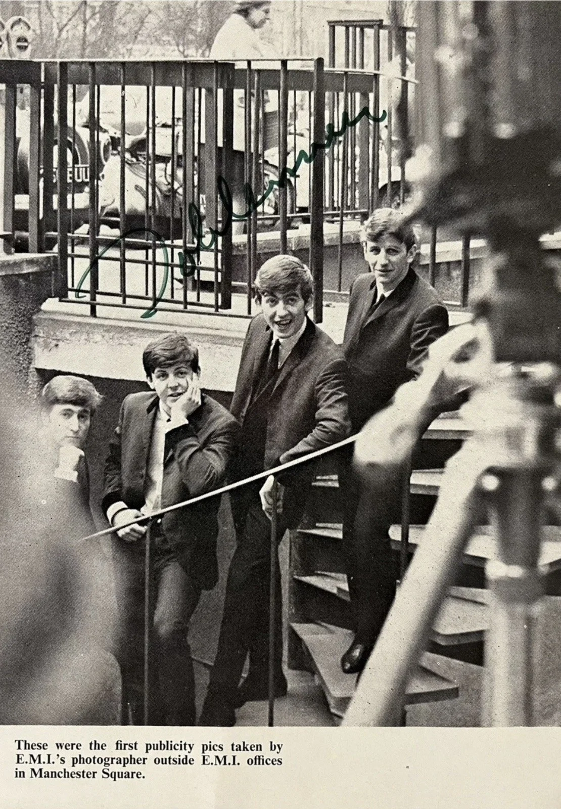 John Lennon Signed Autograph With COA Beatles Signature Authentic Paul McCartney, изображение 2