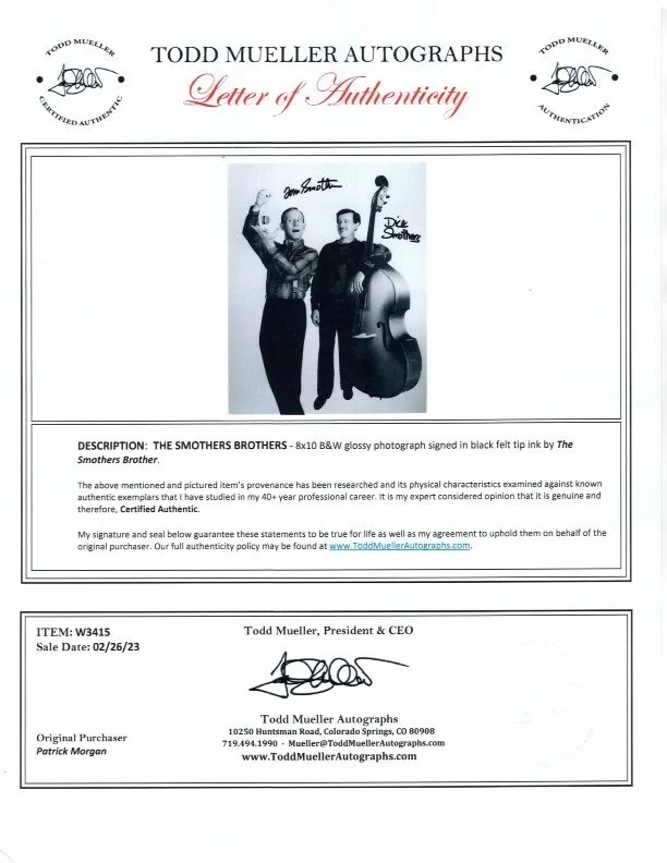 Tom, Dick Smothers — The Smothers Brothers ( Tom and Dick ) signed autographed 8x10 photograph COA, изображение 2