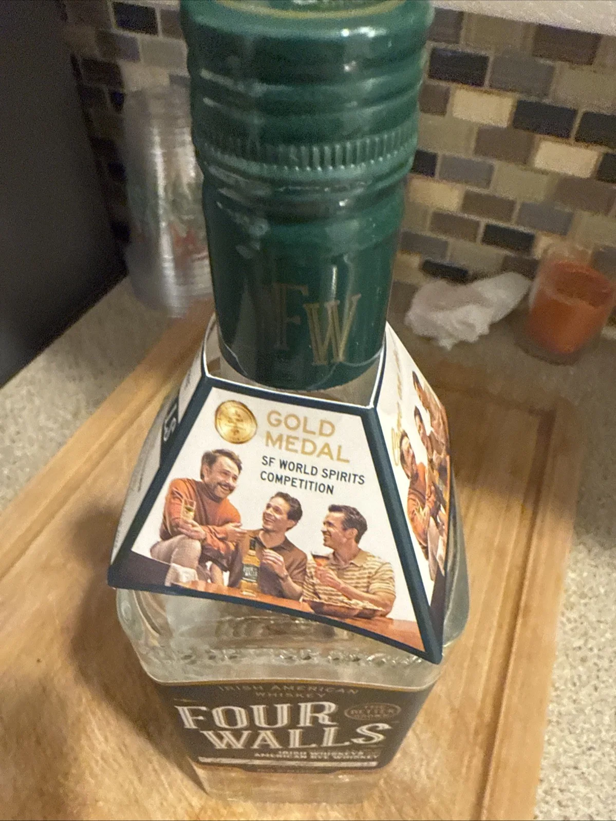 Four Walls Whiskey Always Sunny Autographed Signed By Mac And Dennis Empty, image 4