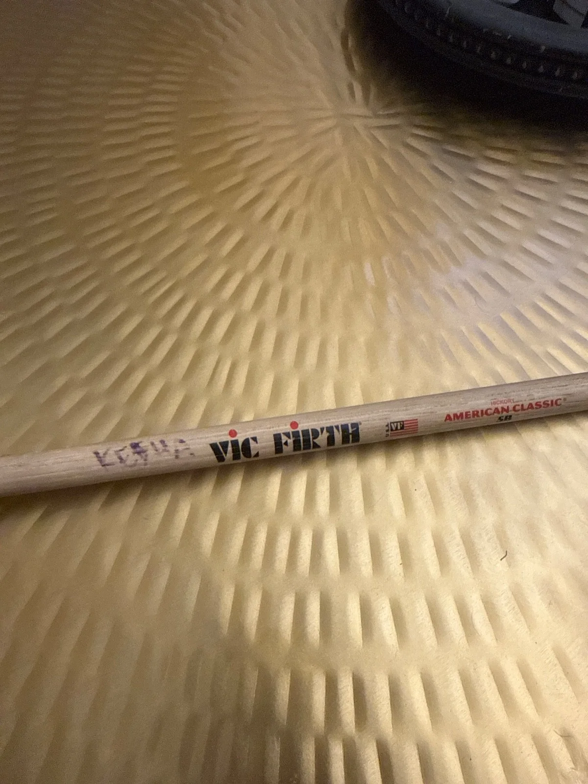 Ke$ha Signed Drumstick, изображение 3