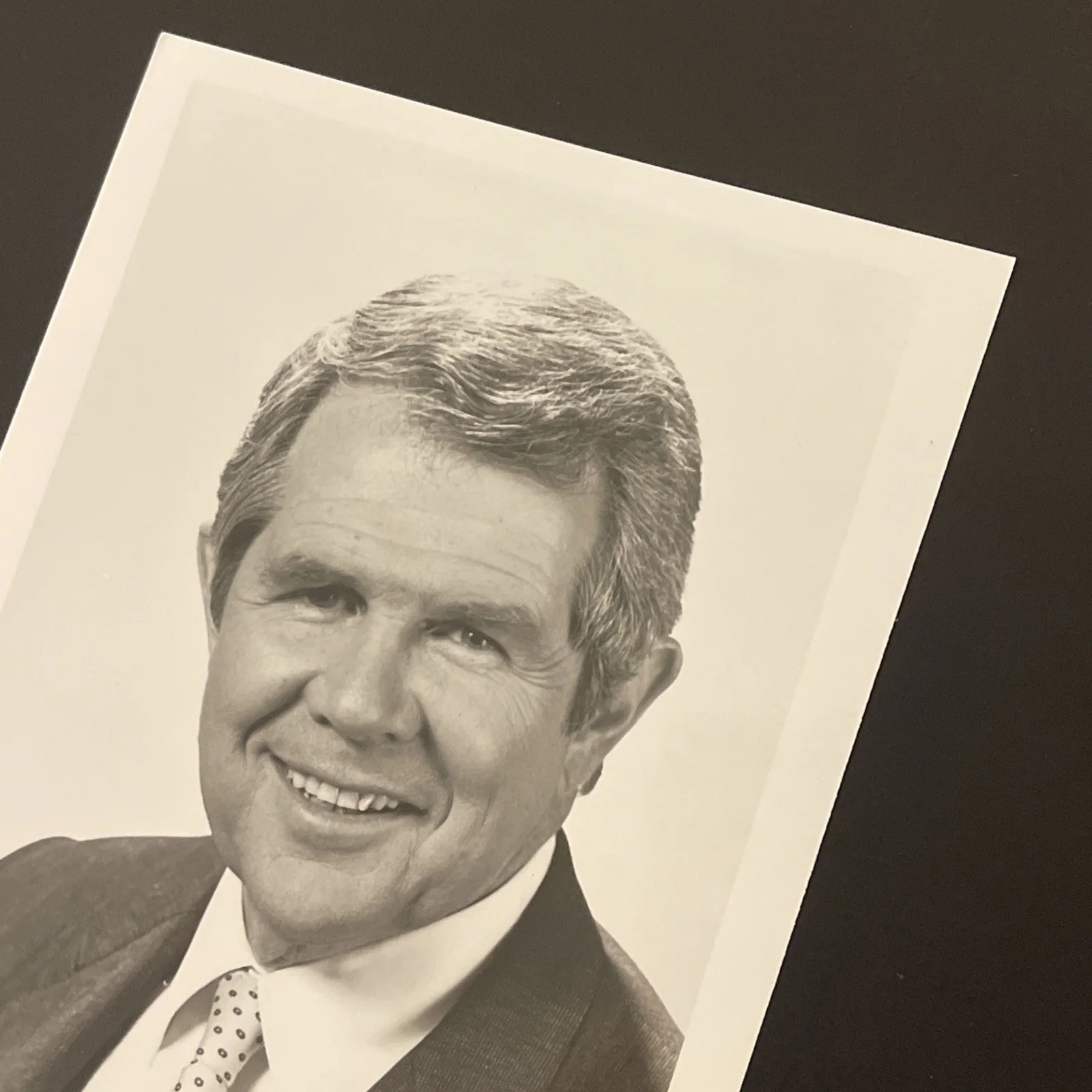 PAT ROBERTSON: Hand Signed Celebrity Photo 5 x 8” / KSK, изображение 2