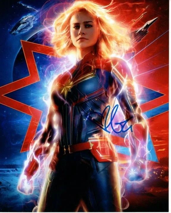 Brie Larson — Brie Larson signed autographed 8x10 Captain Marvel Carol Danvers photograph COA