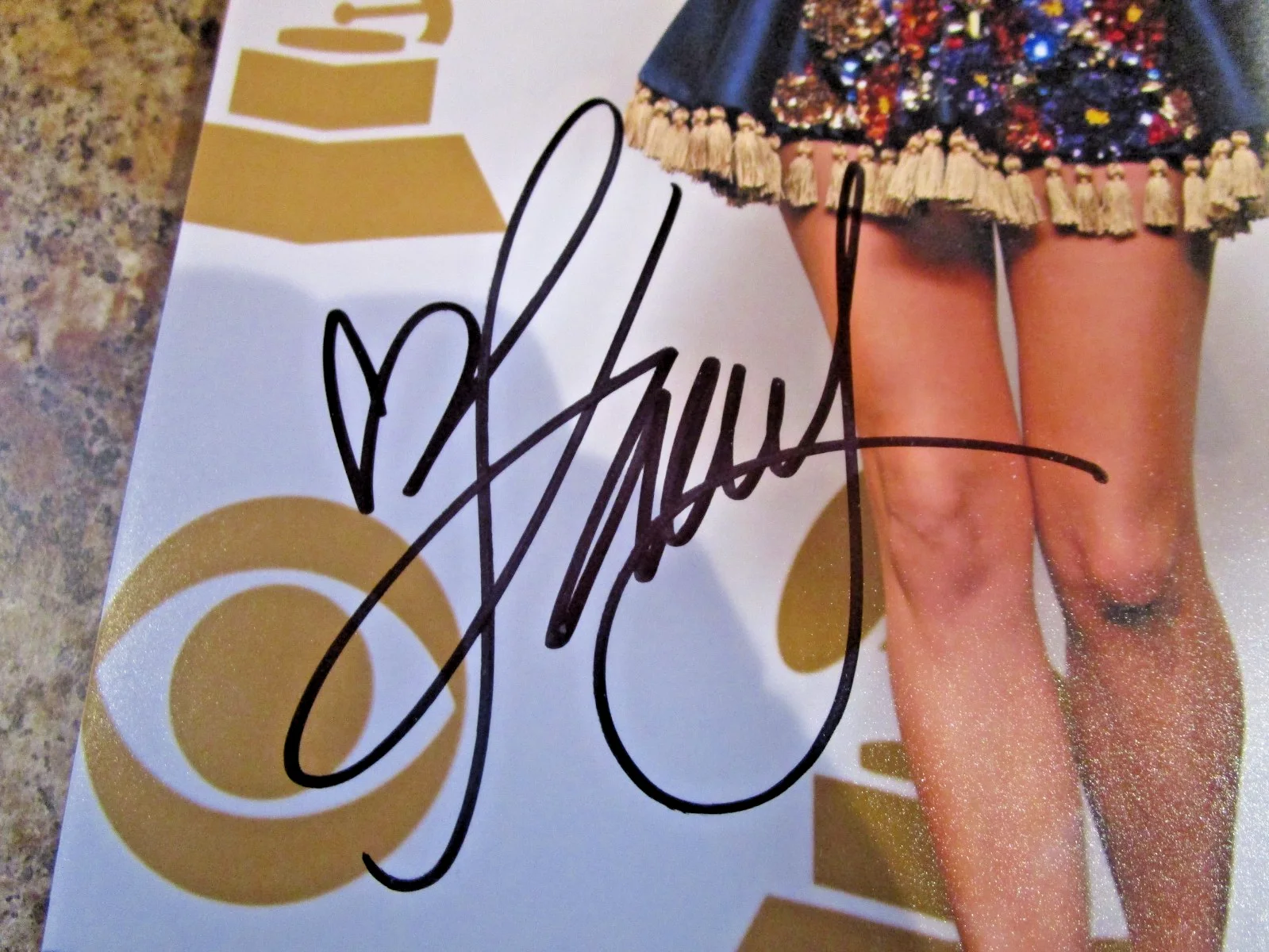 Kacey Musgraves Signed 8x10 Photo Country MUSIC SUPERSTAR (A), изображение 2