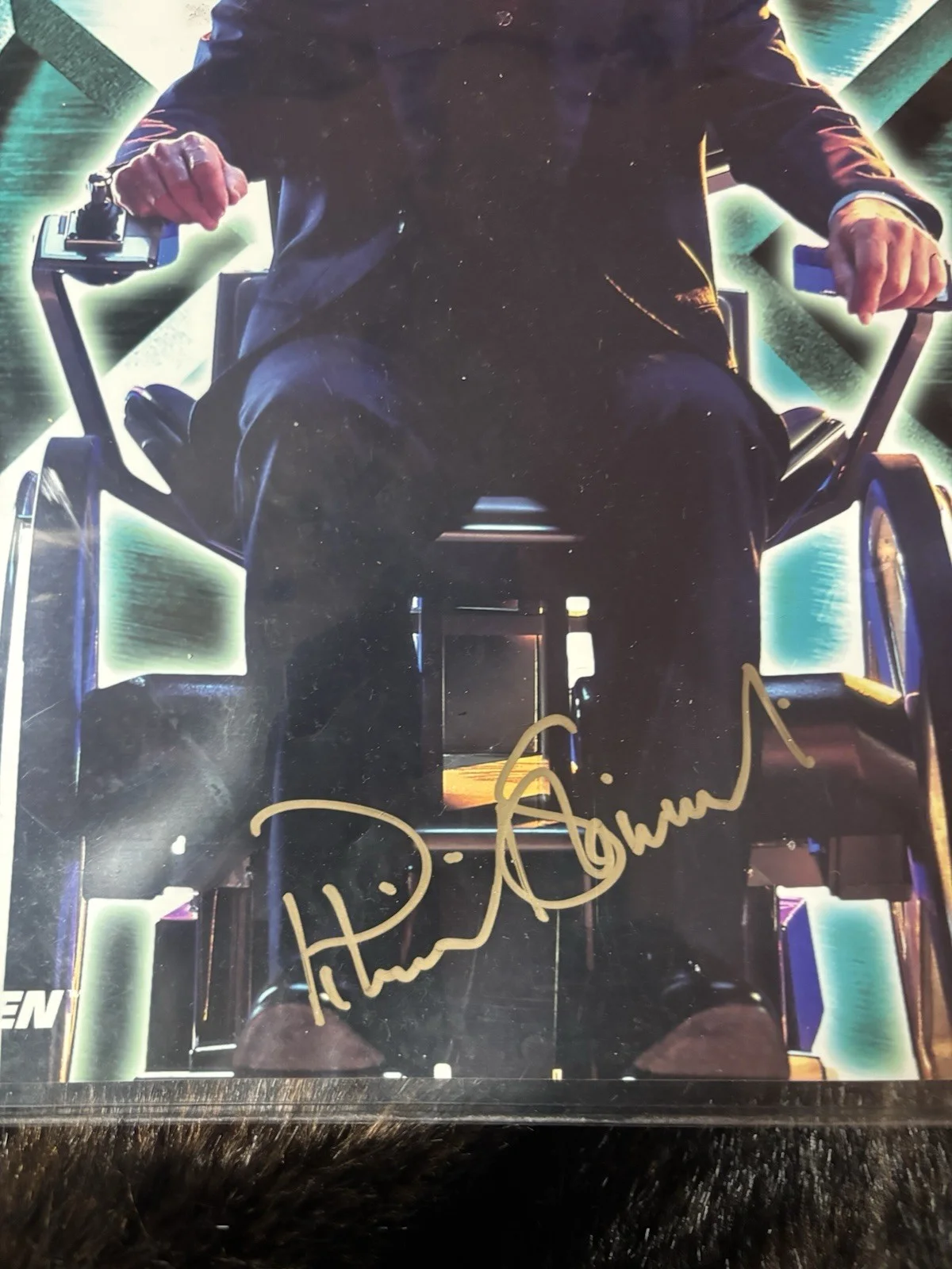 Patrick Stewart — Patrick Stewart Professor X X-Men Autographed Signed T-Shirt And Photo Lot, изображение 5