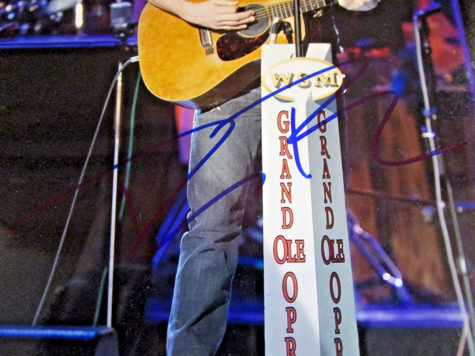 DIERKS BENTLEY SIGNED 8X10 GLOSSY PHOTO COUNTRY MUSIC SUPERSTAR (B), изображение 2