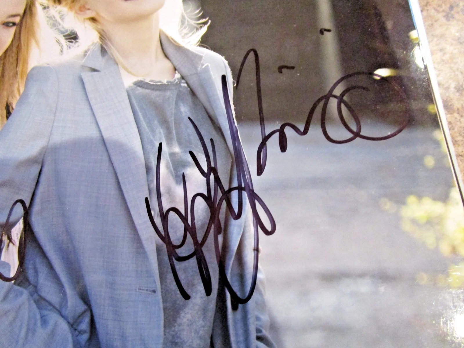 ONE MORE GIRL COUNTRY MUSIC DUO SIGNED 8X10 PHOTO BRITT & CARLY MCKILLIP (B), изображение 3