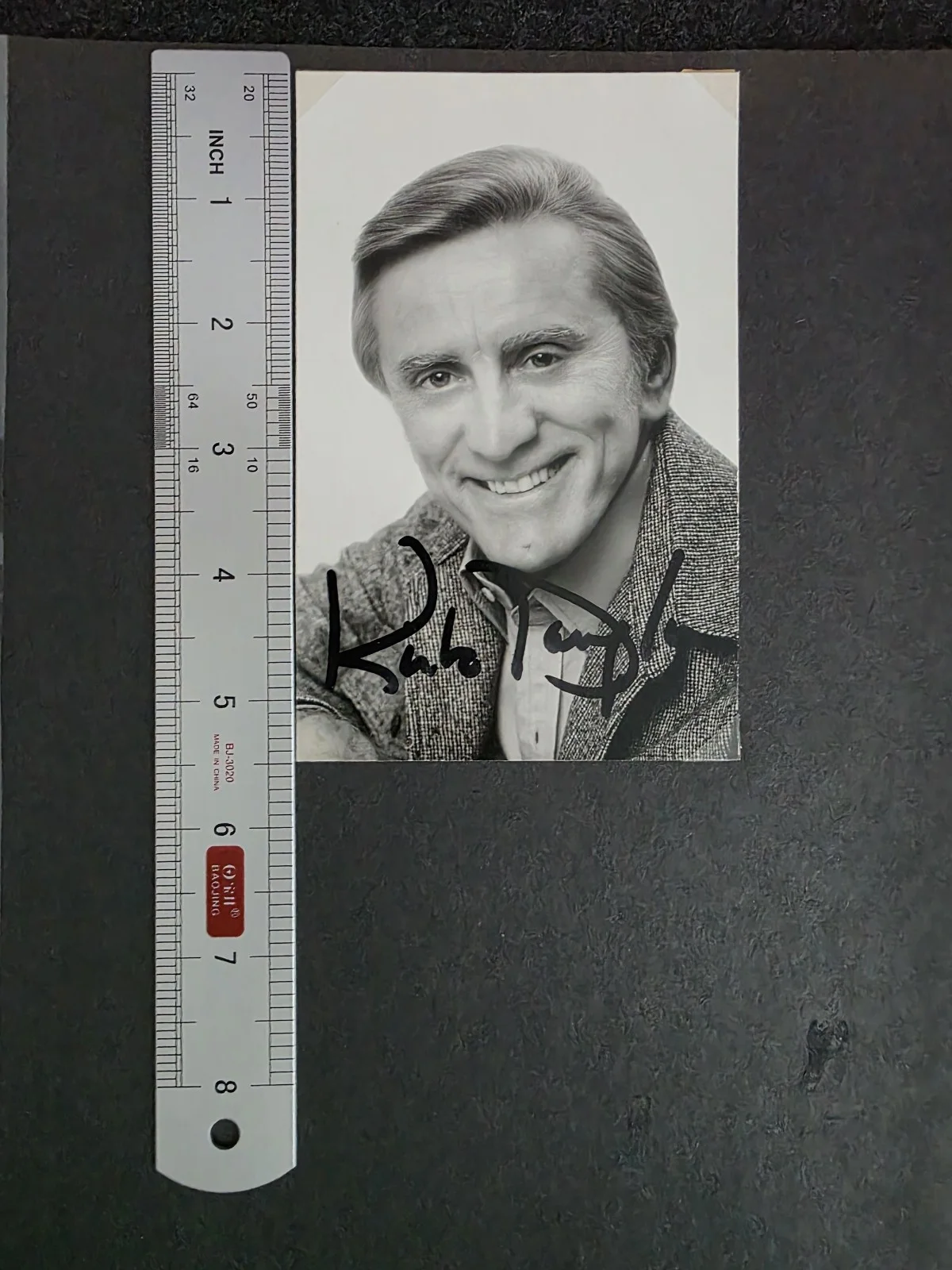 Kirk Douglas — Kirk Douglas Signed Vintage Headshot 5.5x3.5 | Hollywood Legend
